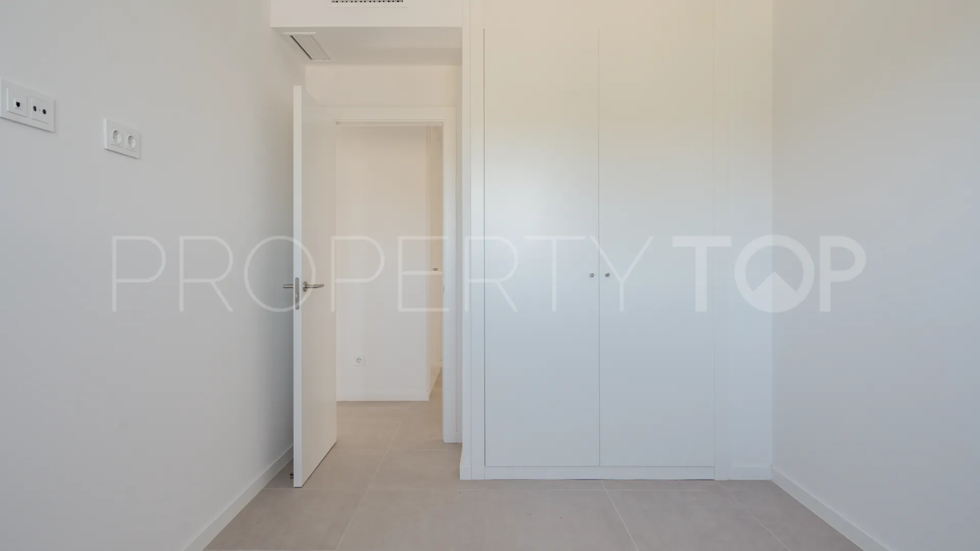 Se vende atico duplex en Aqua Gardens
