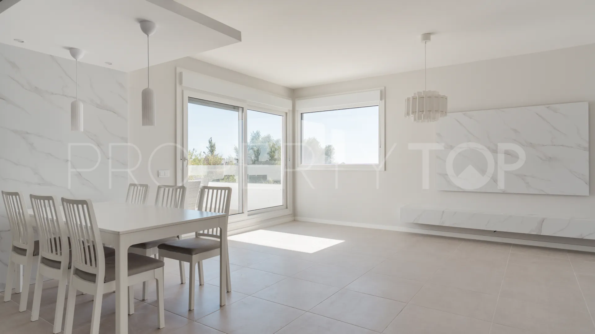 Se vende atico duplex en Aqua Gardens