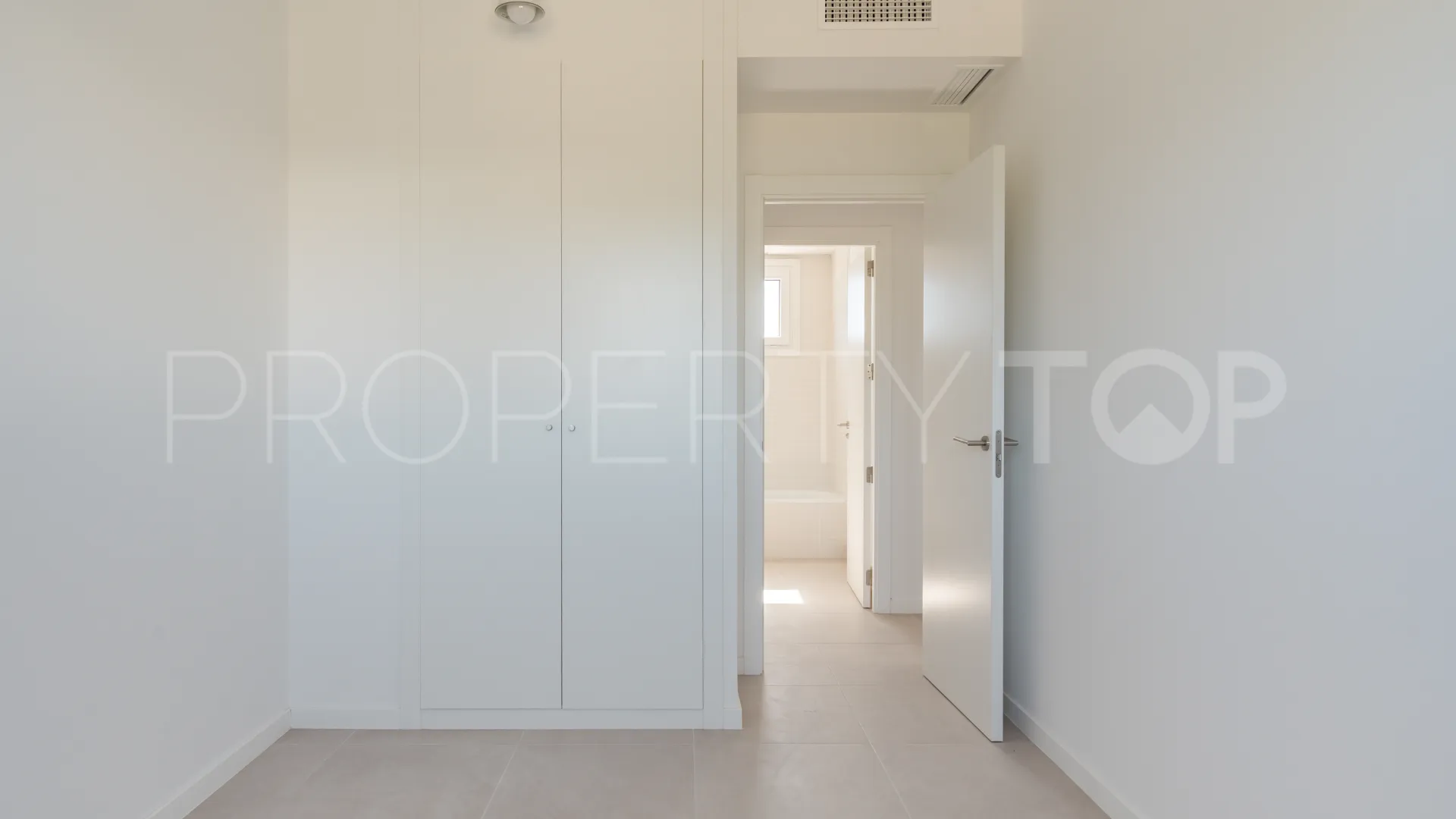 Se vende atico duplex en Aqua Gardens