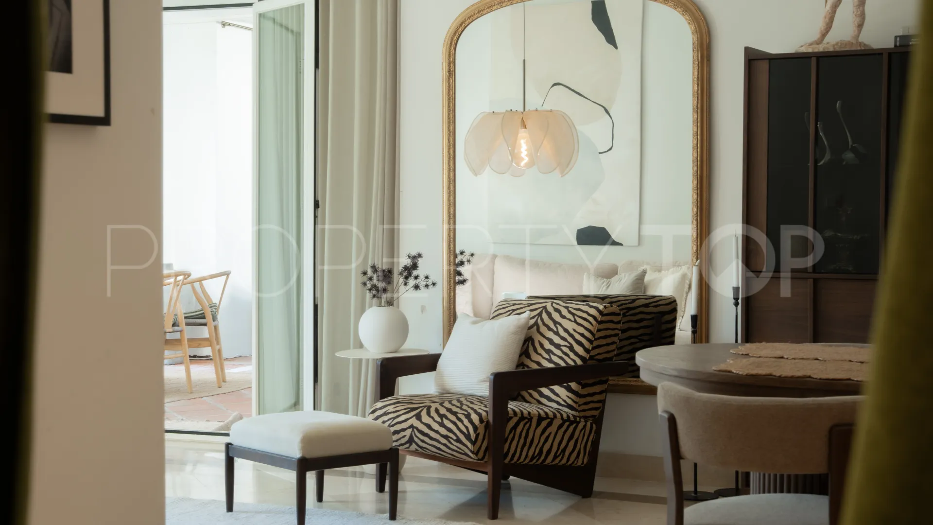 3 bedrooms ground floor apartment in El Presidente for sale