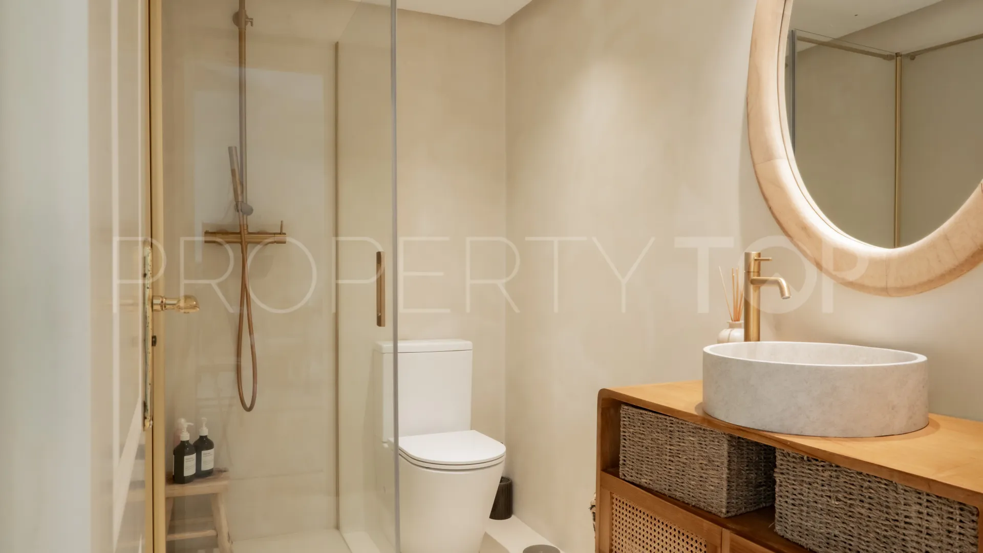 3 bedrooms ground floor apartment in El Presidente for sale