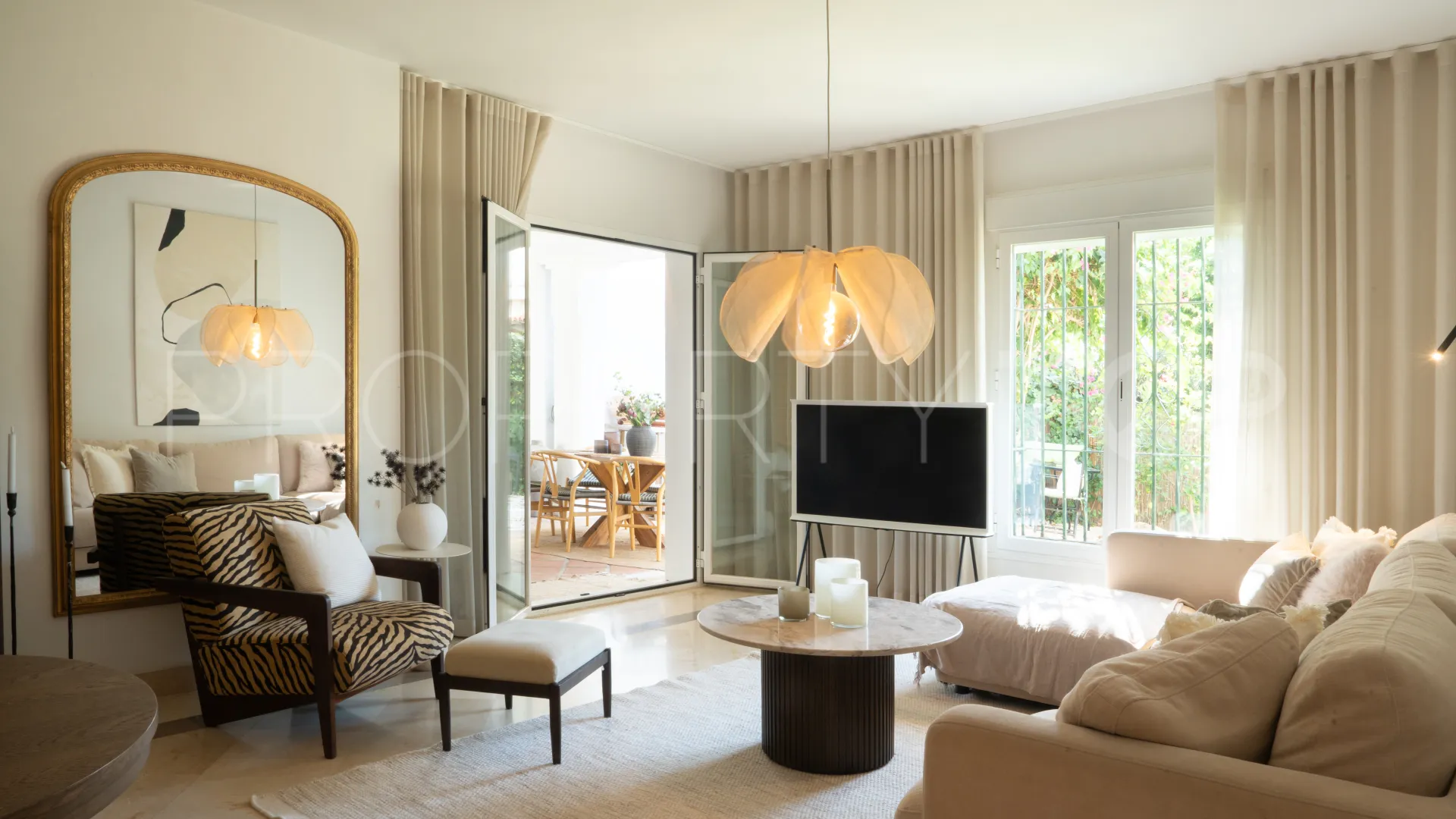 3 bedrooms ground floor apartment in El Presidente for sale
