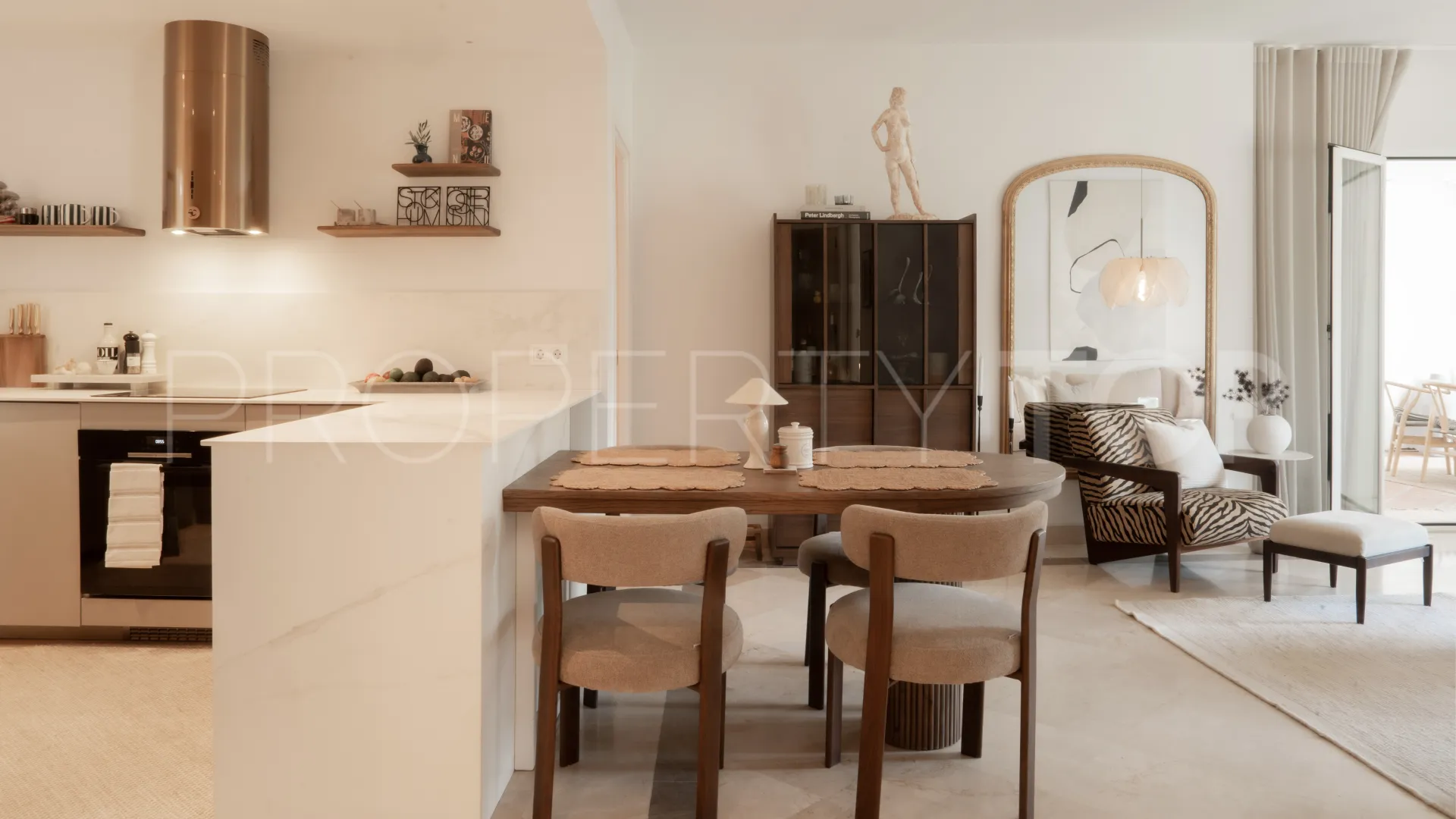 3 bedrooms ground floor apartment in El Presidente for sale