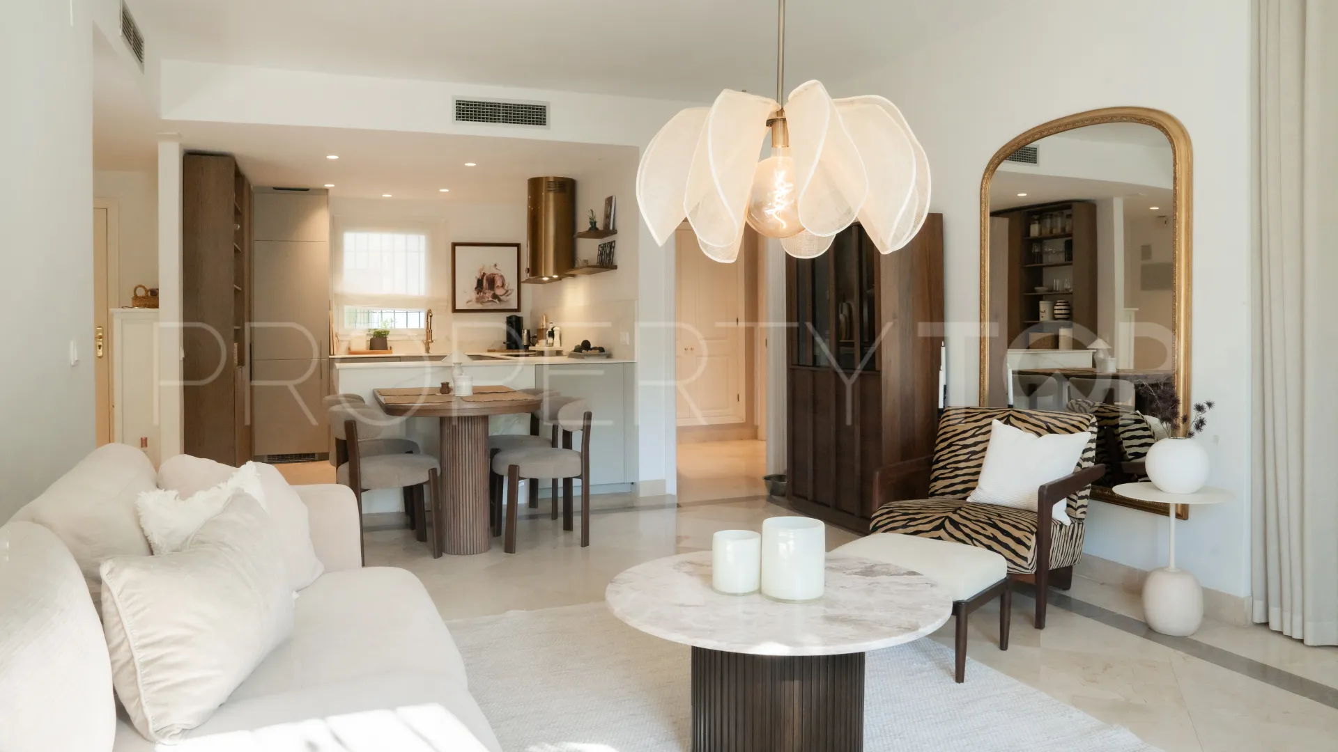 3 bedrooms ground floor apartment in El Presidente for sale