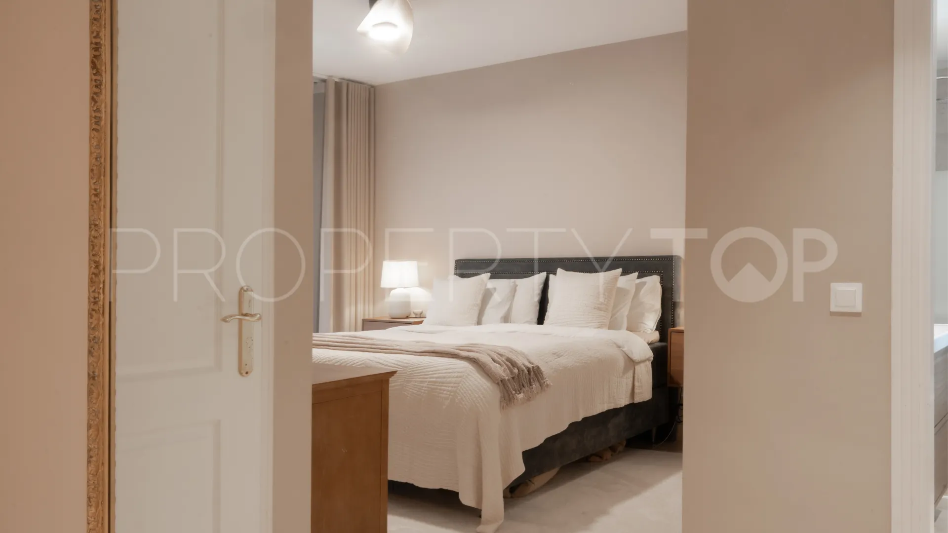3 bedrooms ground floor apartment in El Presidente for sale
