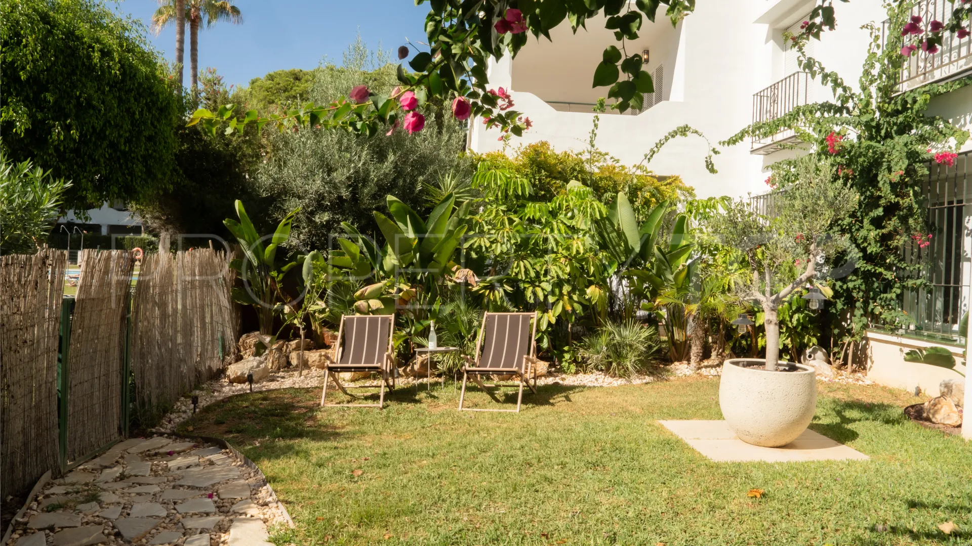 3 bedrooms ground floor apartment in El Presidente for sale