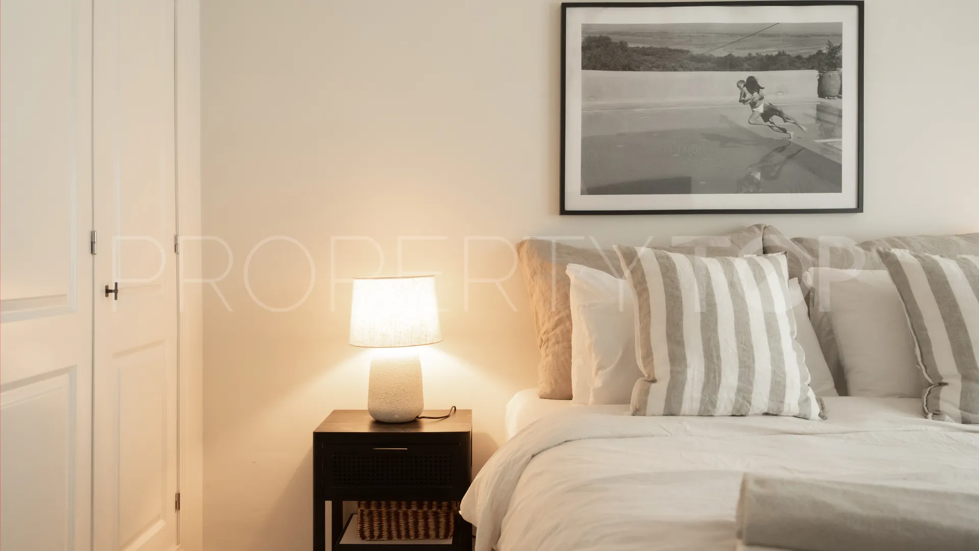 For sale ground floor apartment in El Presidente