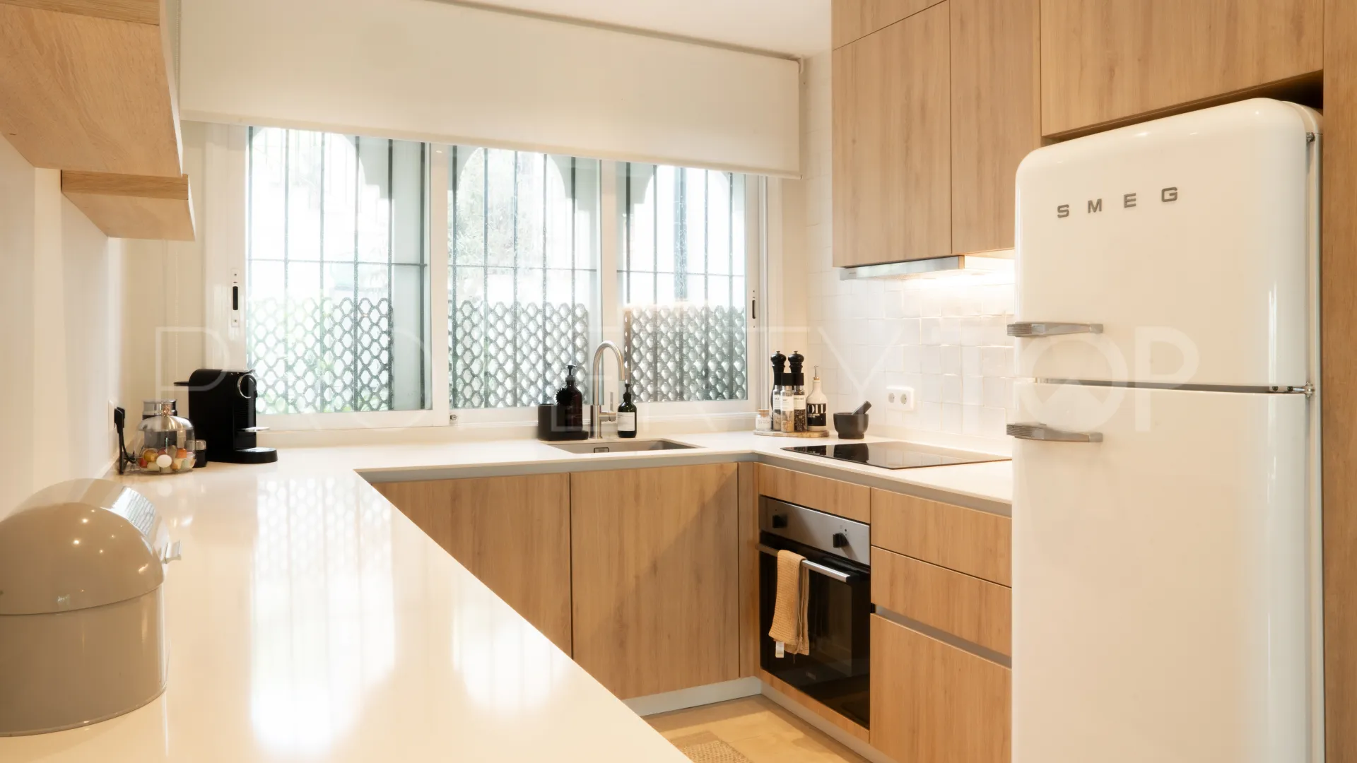 For sale ground floor apartment in El Presidente