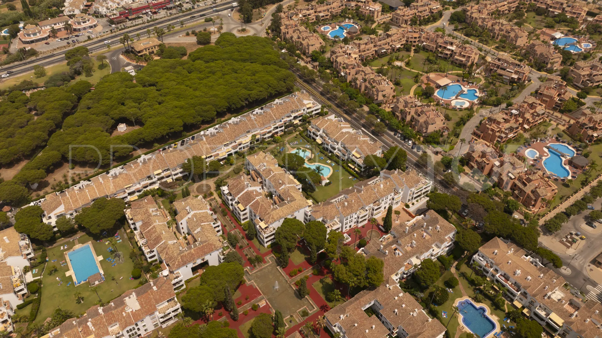 For sale ground floor apartment in El Presidente
