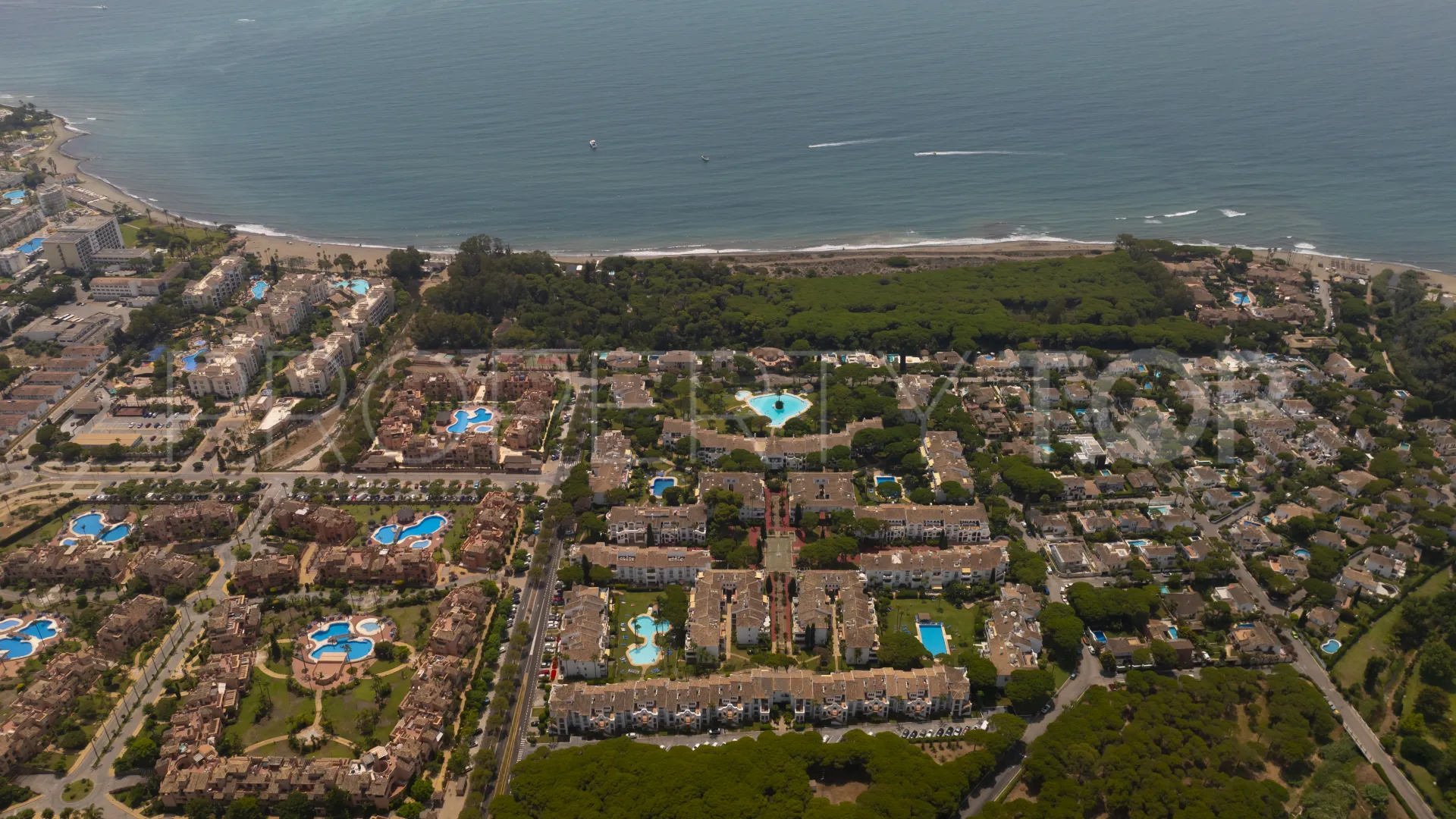 For sale ground floor apartment in El Presidente