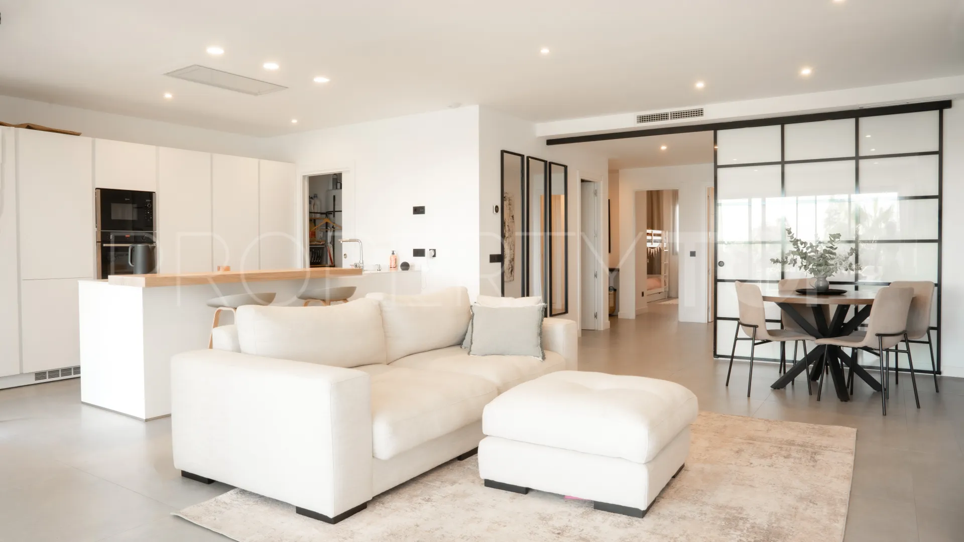 Apartamento planta baja a la venta en Mirador de Estepona Hills