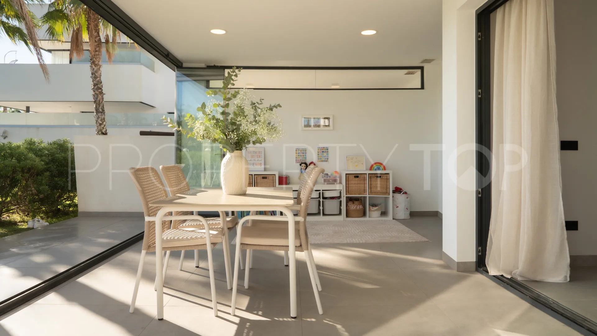 Apartamento planta baja a la venta en Mirador de Estepona Hills