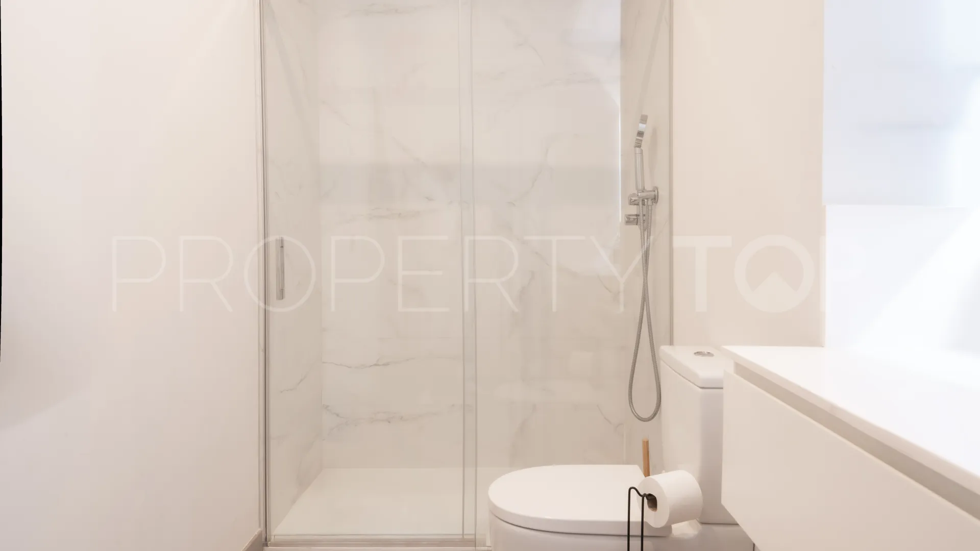 Apartamento planta baja a la venta en Mirador de Estepona Hills