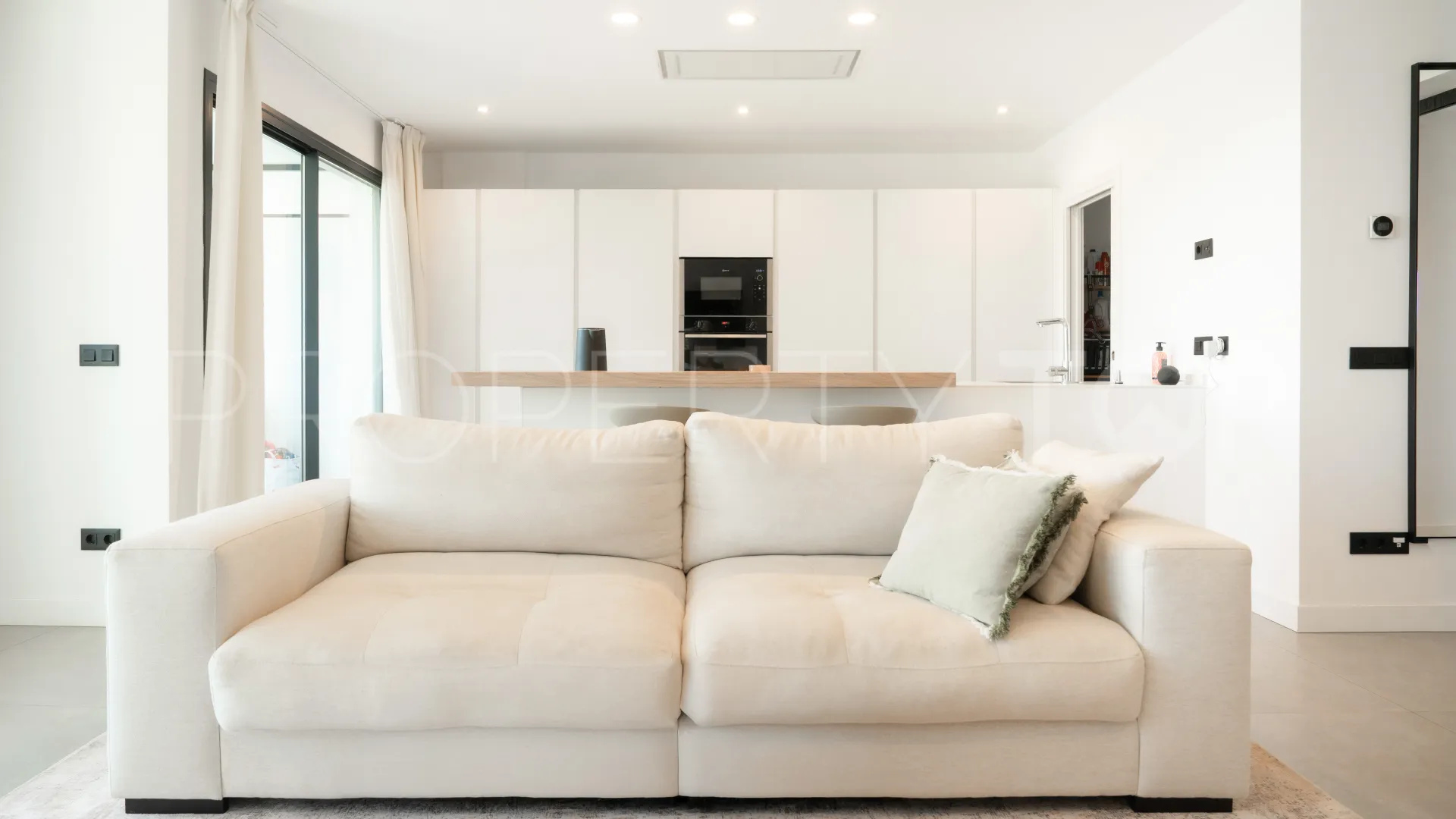 Apartamento planta baja a la venta en Mirador de Estepona Hills