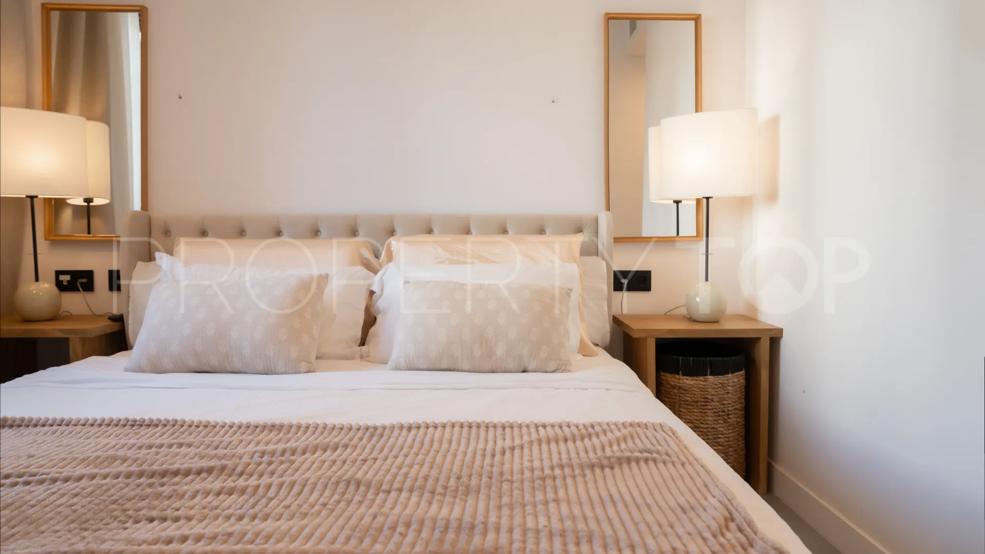 Apartamento planta baja a la venta en Mirador de Estepona Hills