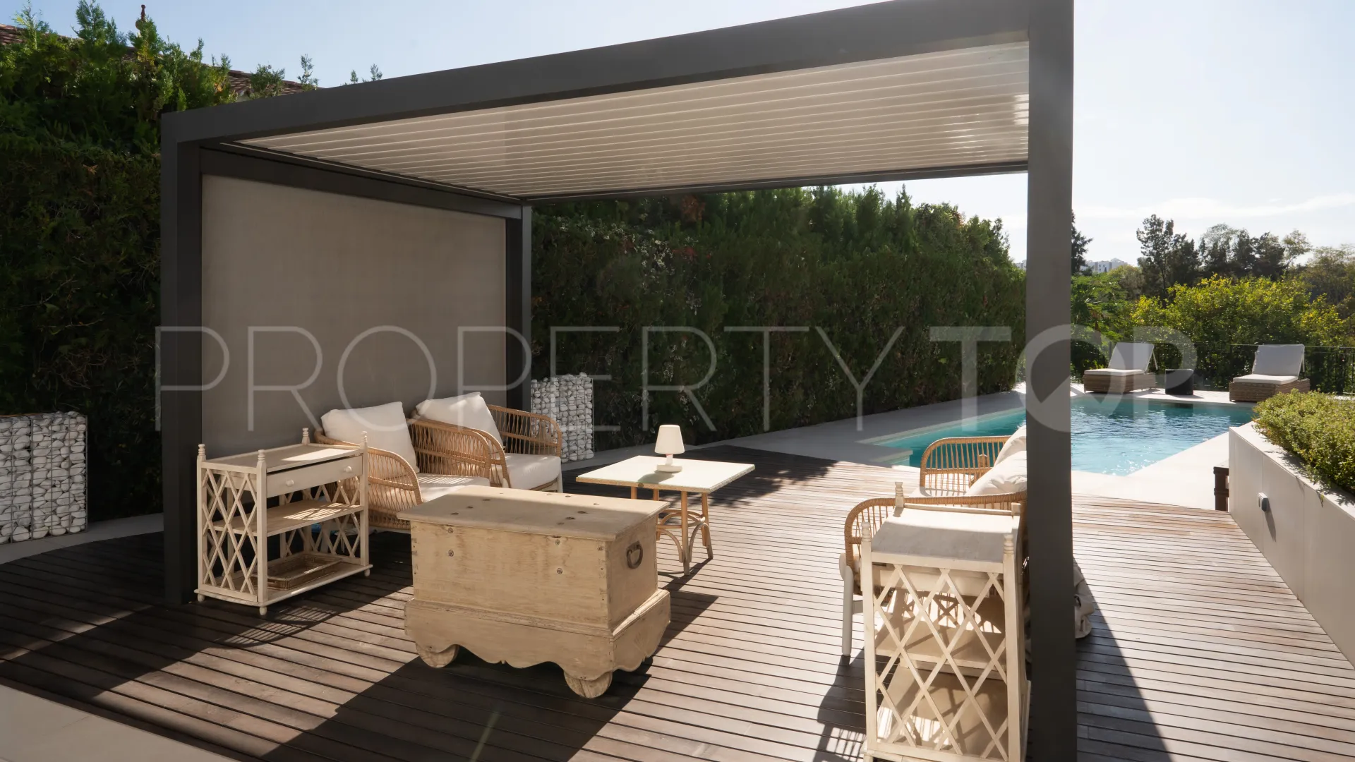 Villa de 4 dormitorios a la venta en Guadalmina Alta