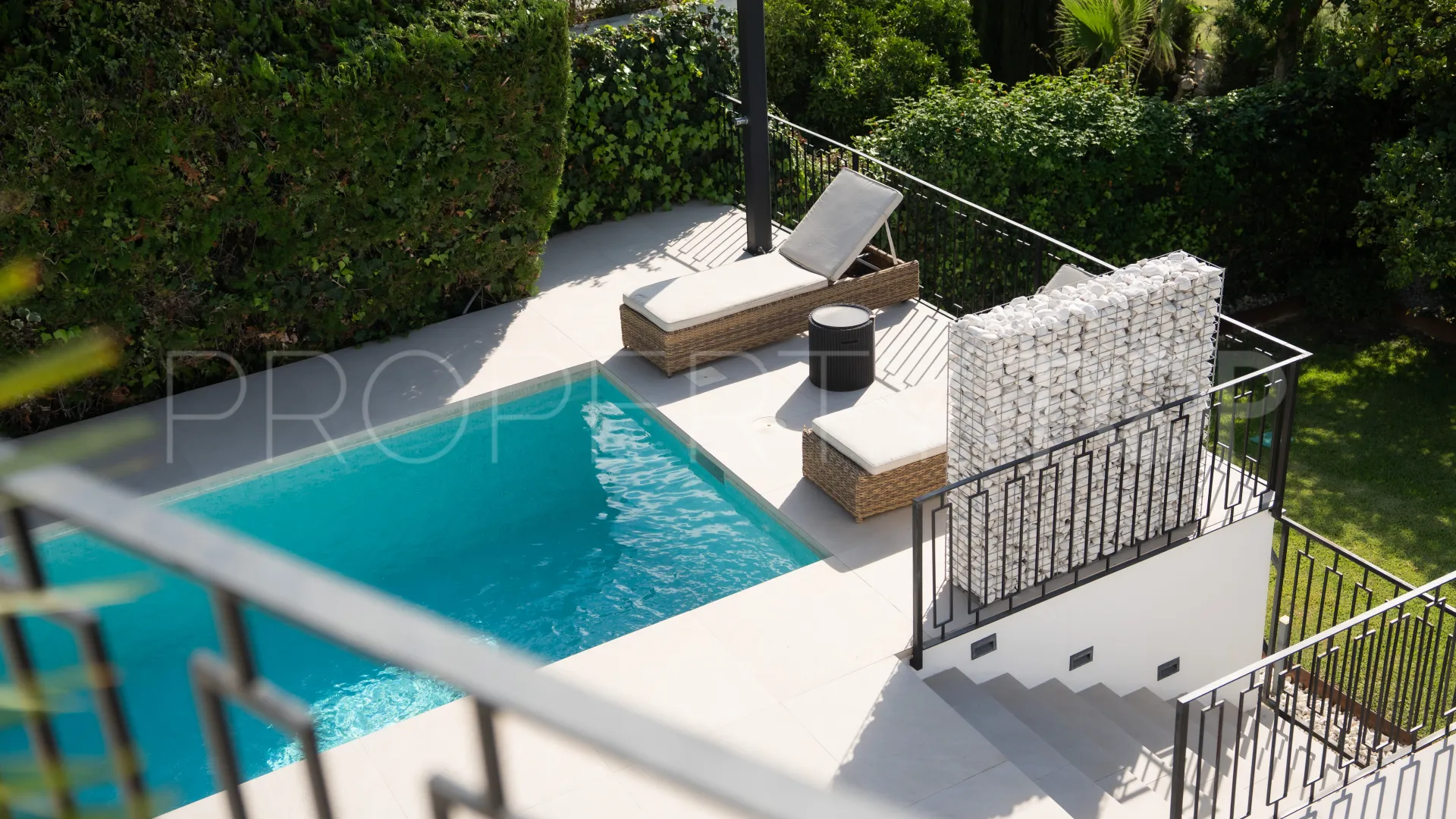 Villa de 4 dormitorios a la venta en Guadalmina Alta