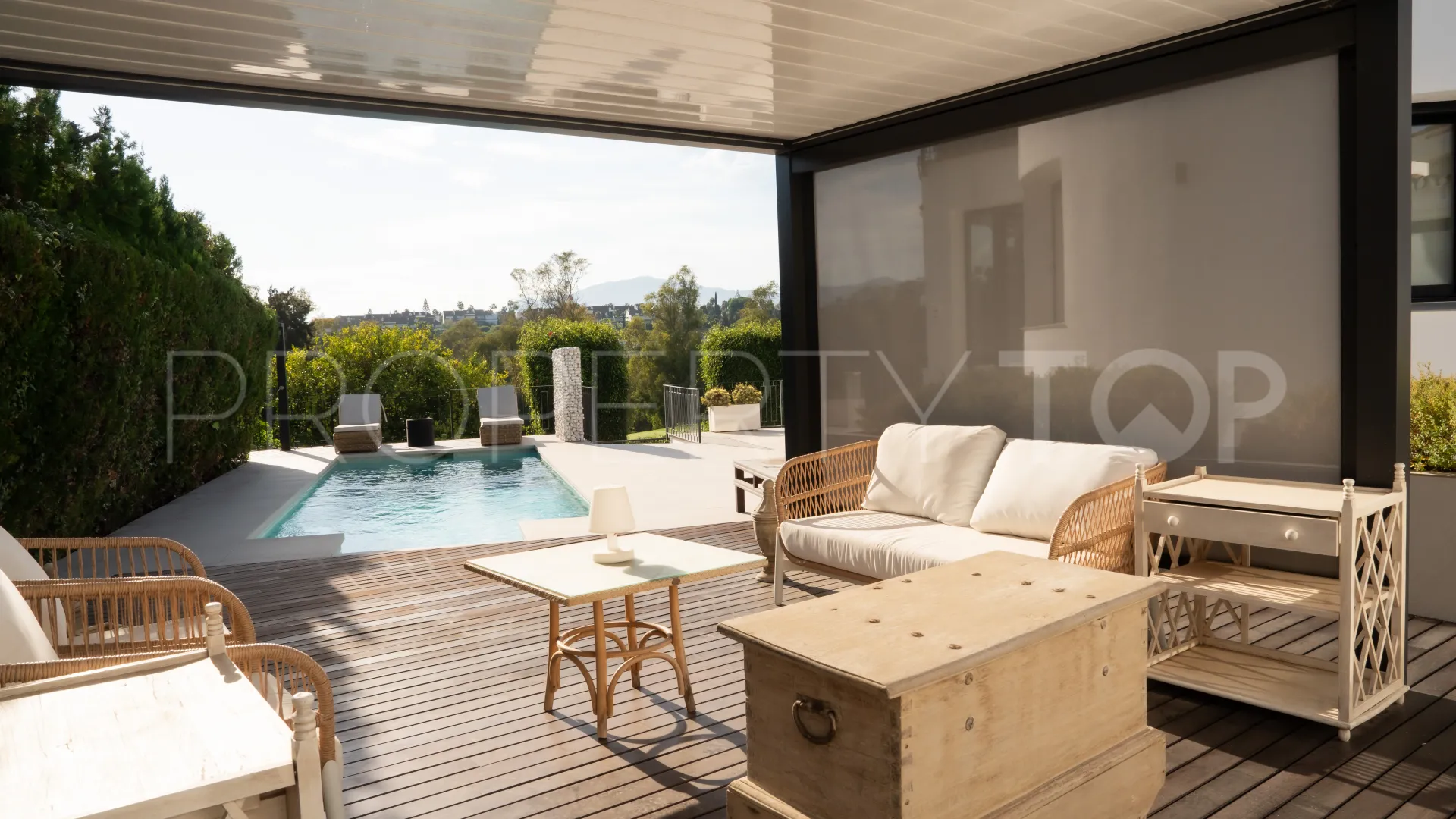 Villa de 4 dormitorios a la venta en Guadalmina Alta