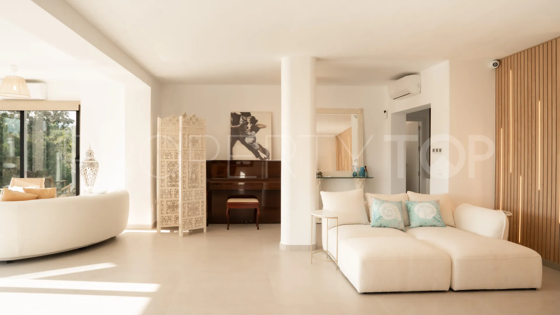 Villa de 4 dormitorios a la venta en Guadalmina Alta