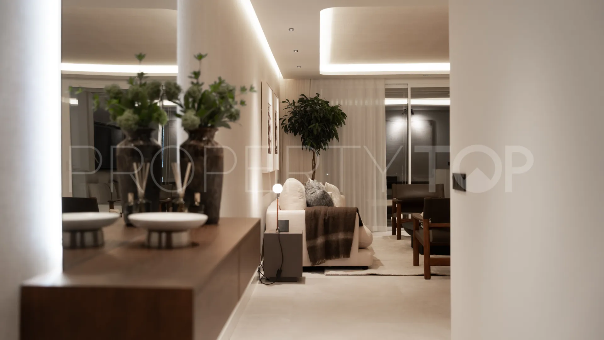 Se vende atico duplex en Lomas del Marqués