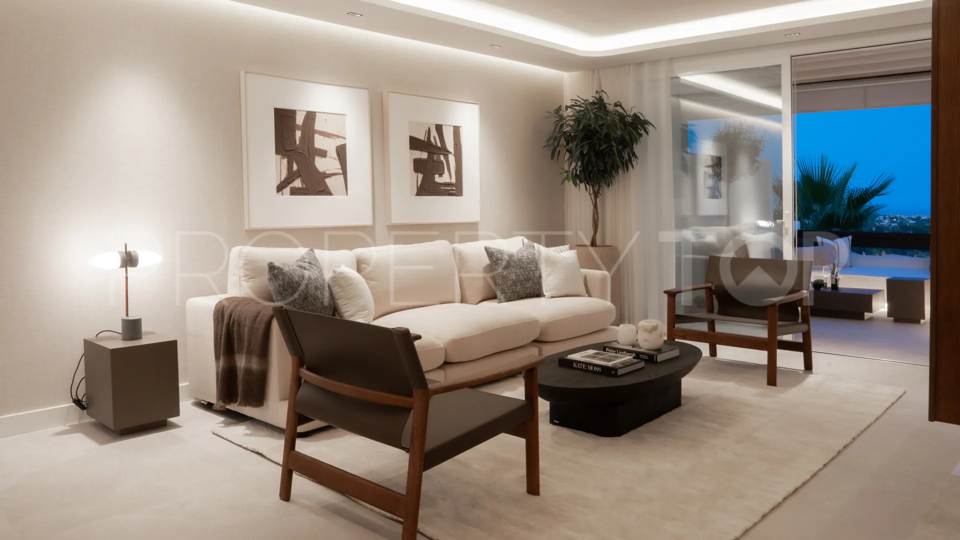 Se vende atico duplex en Lomas del Marqués