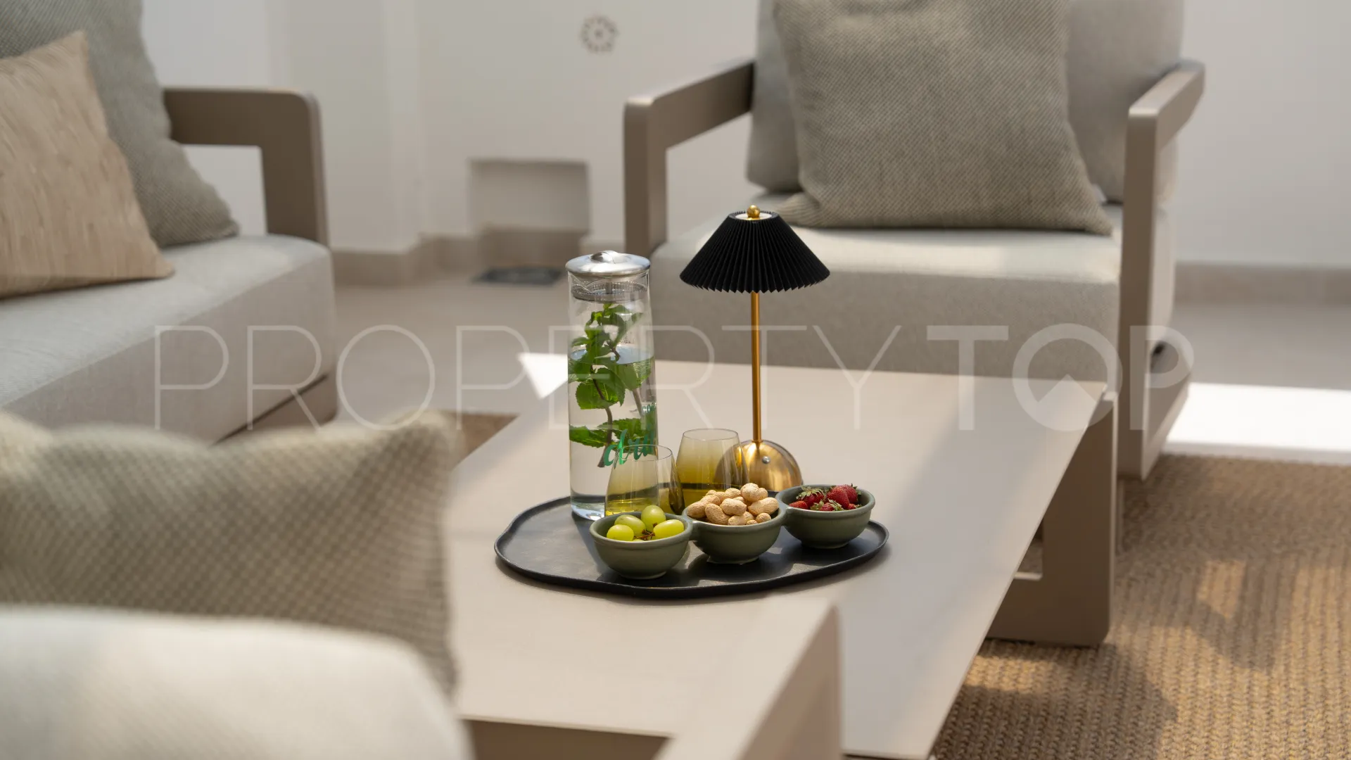 Se vende atico duplex en Lomas del Marqués