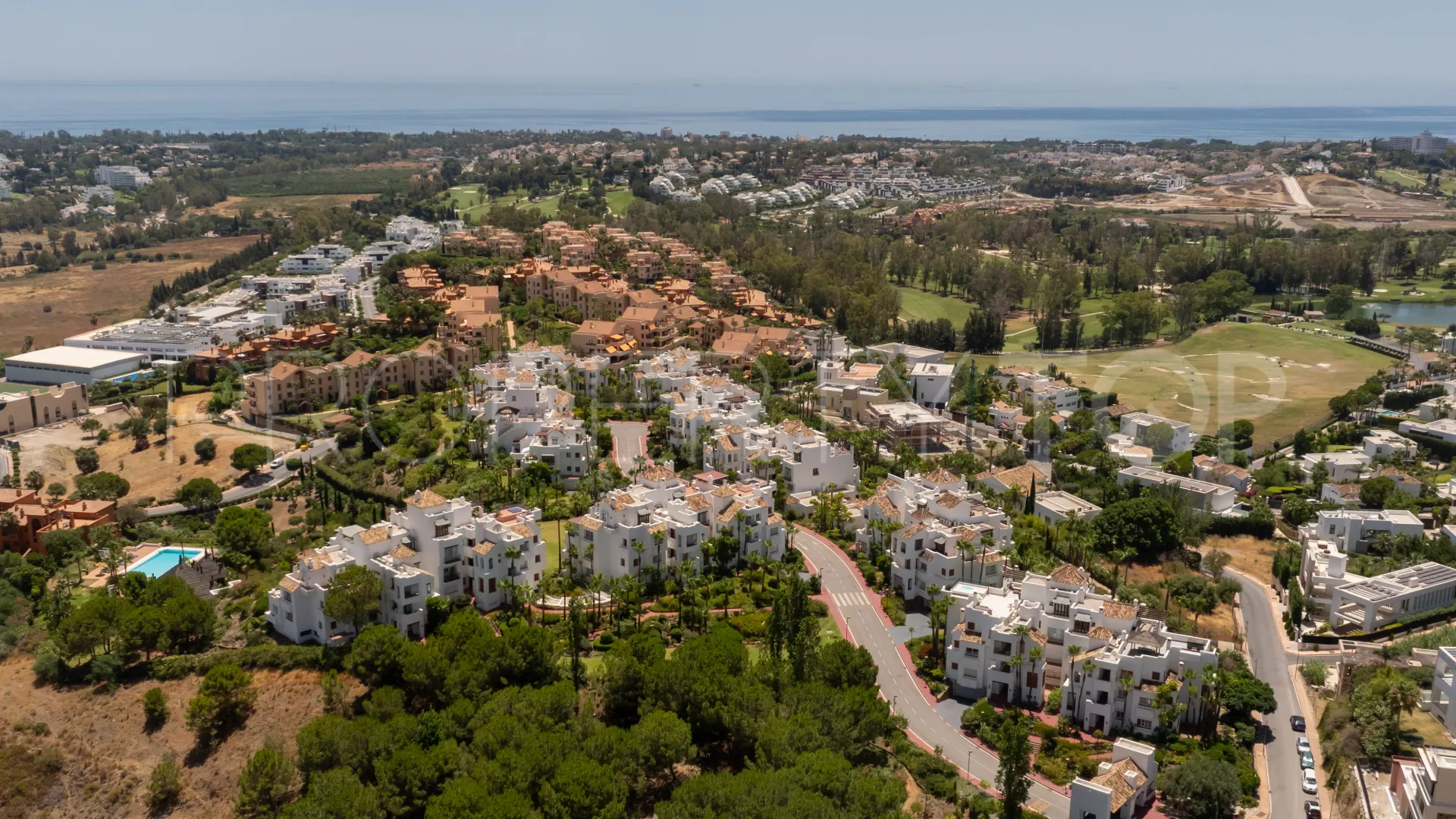 Se vende atico duplex en Lomas del Marqués