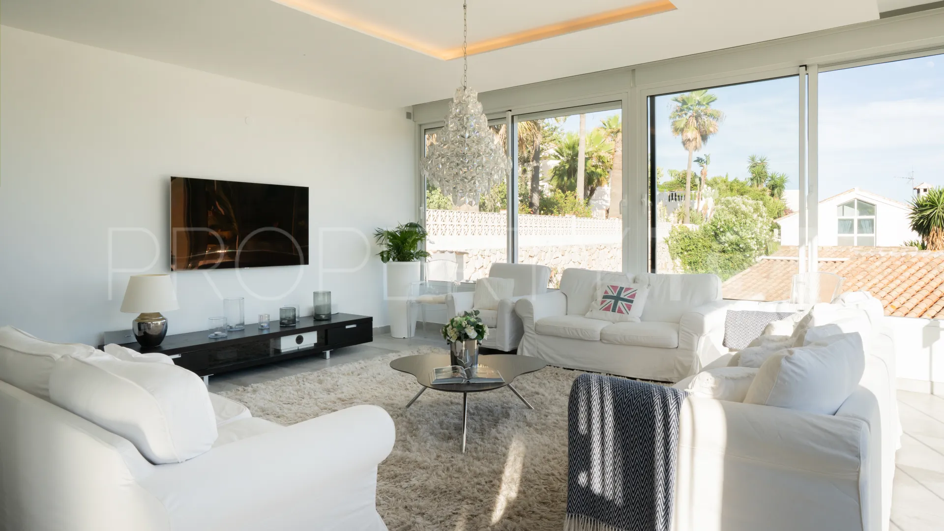 Villa de 5 dormitorios en venta en Torrenueva