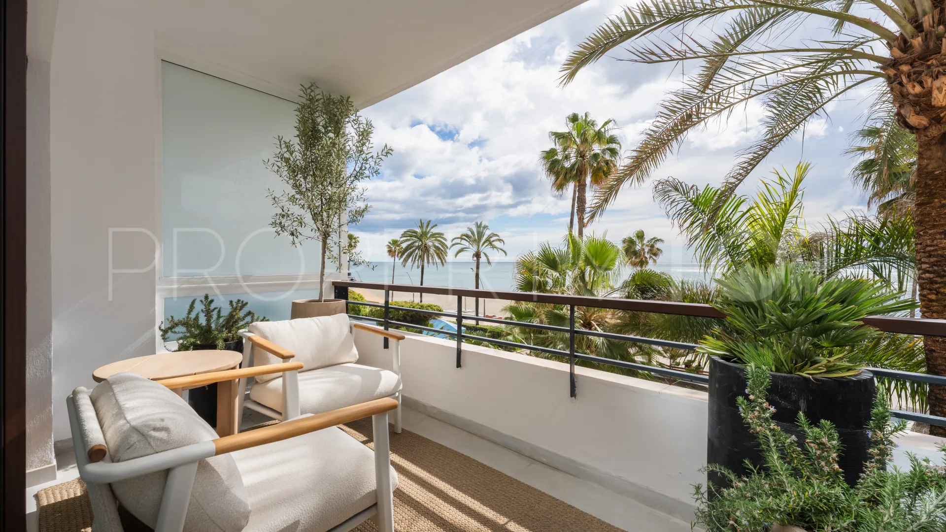 3 bedrooms apartment for sale in Estepona Centre