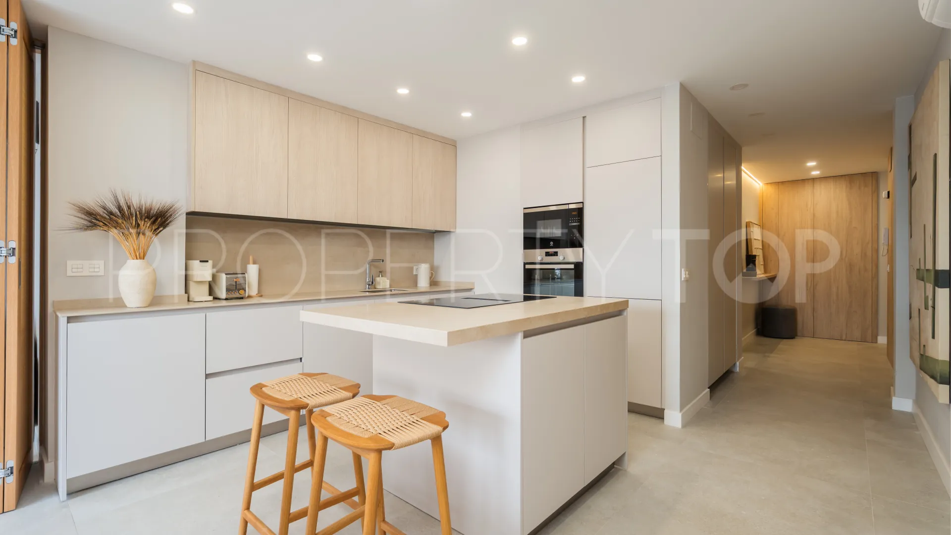 3 bedrooms apartment for sale in Estepona Centre