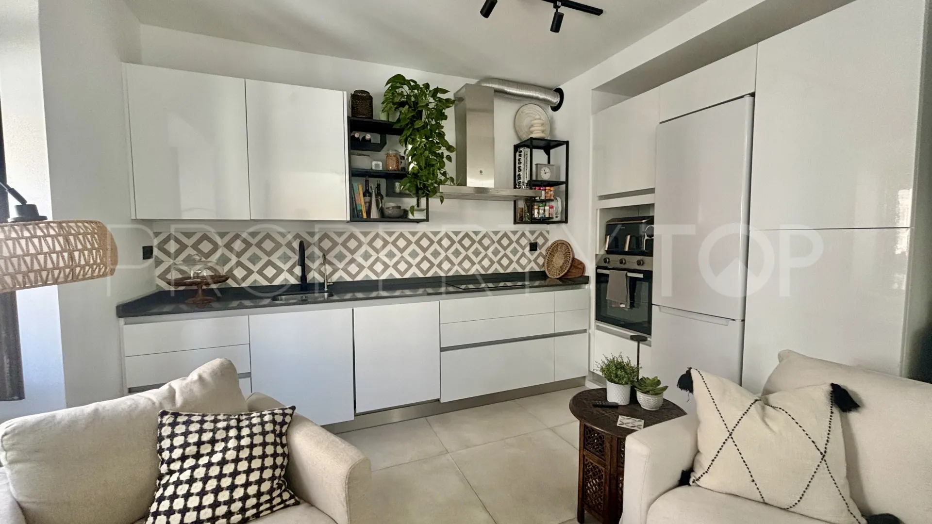 Atico duplex en venta en Estepona Casco Antiguo de 2 dormitorios