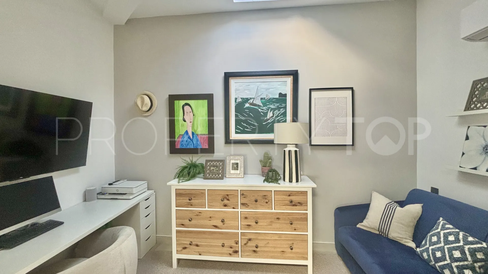 Atico duplex en venta en Estepona Casco Antiguo de 2 dormitorios