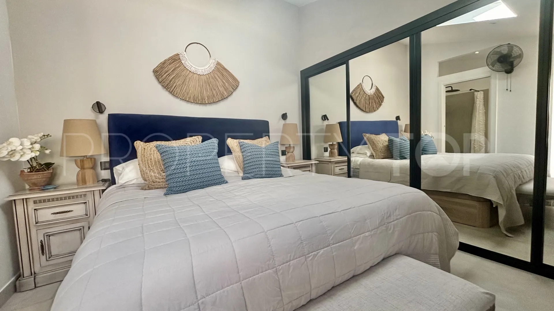 Atico duplex en venta en Estepona Casco Antiguo de 2 dormitorios