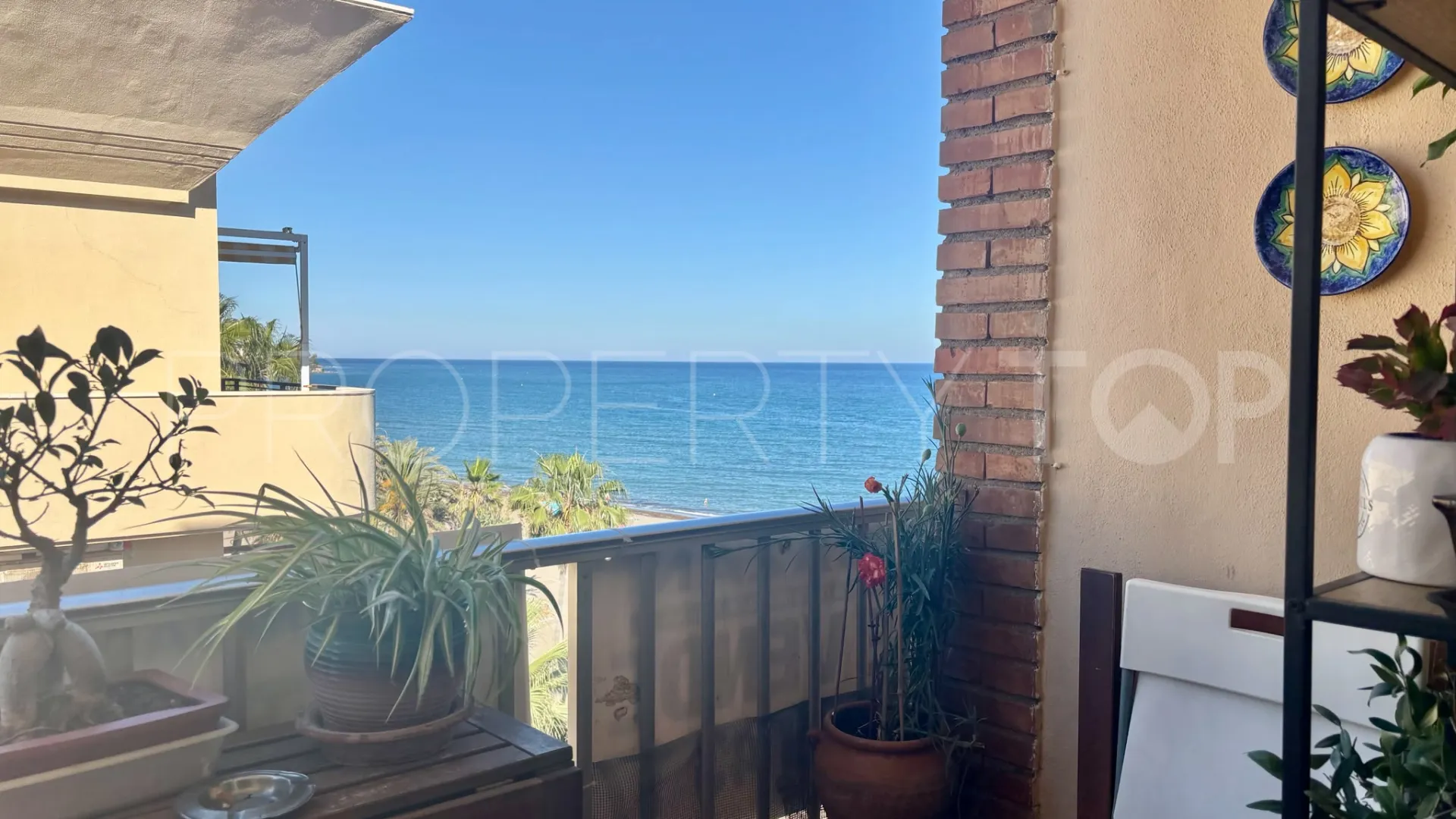 For sale apartment in Estepona Centre with 3 bedrooms