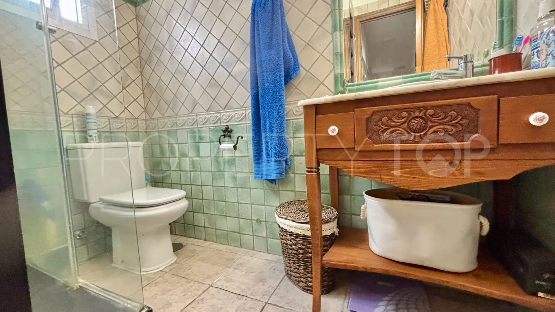 For sale apartment in Estepona Centre with 3 bedrooms