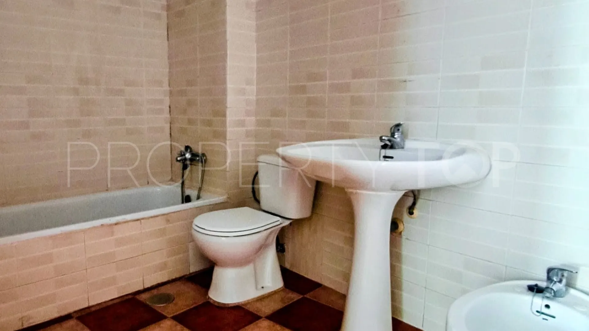 Apartment in Estepona Old Town for sale