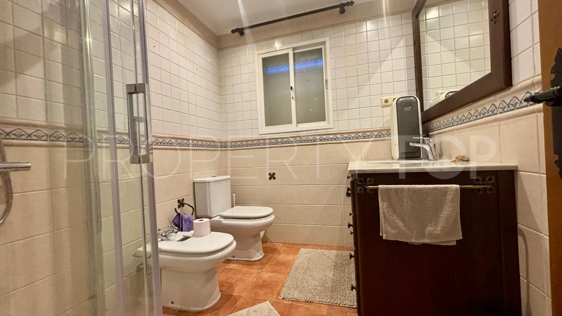 Estepona Centre 5 bedrooms town house for sale