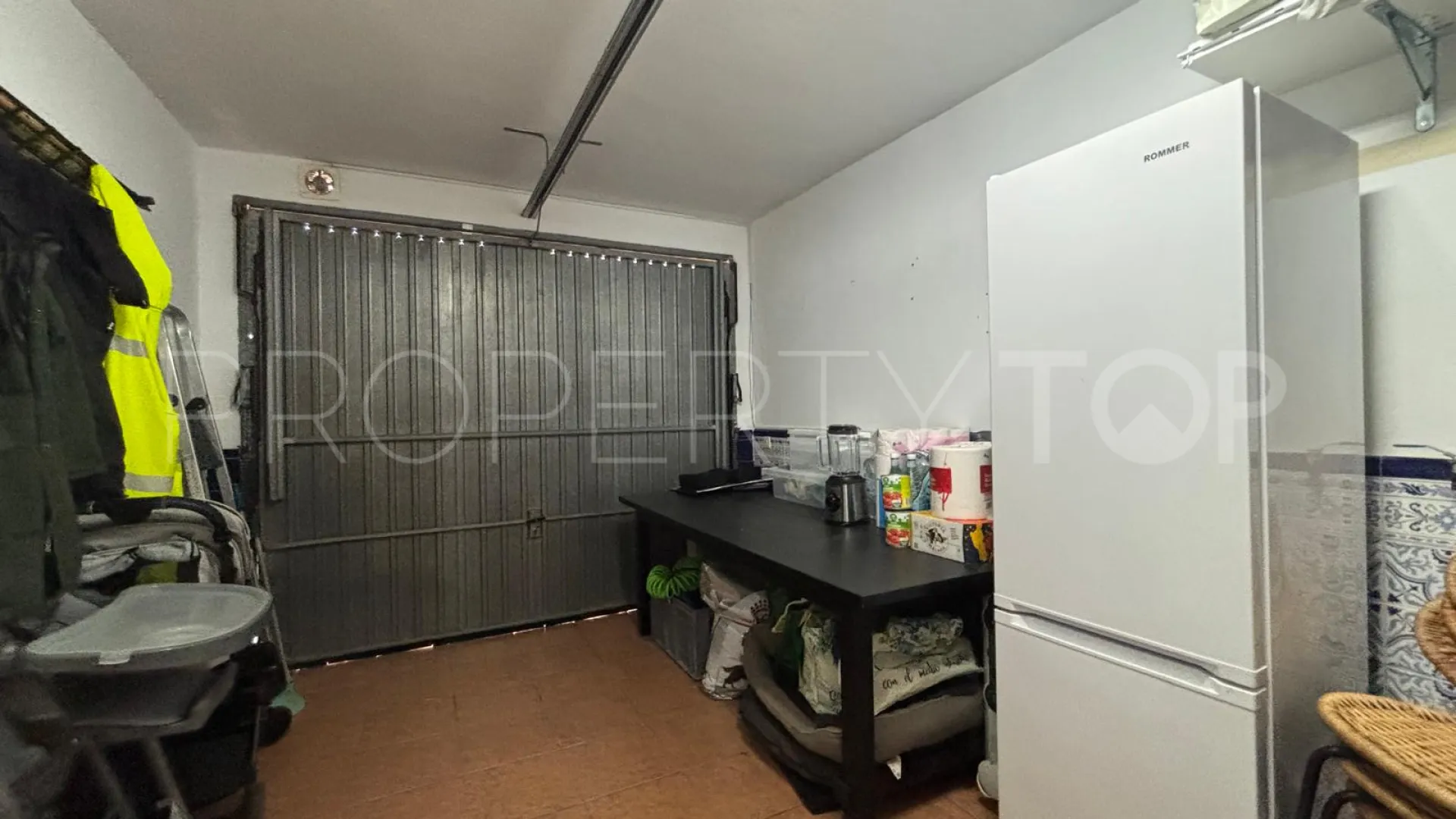 Estepona Centre 5 bedrooms town house for sale