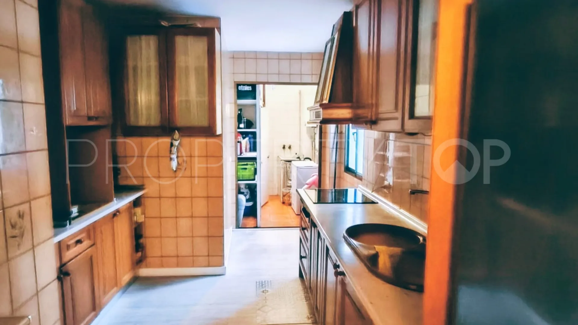 Se vende adosado con 3 dormitorios en Estepona Casco Antiguo