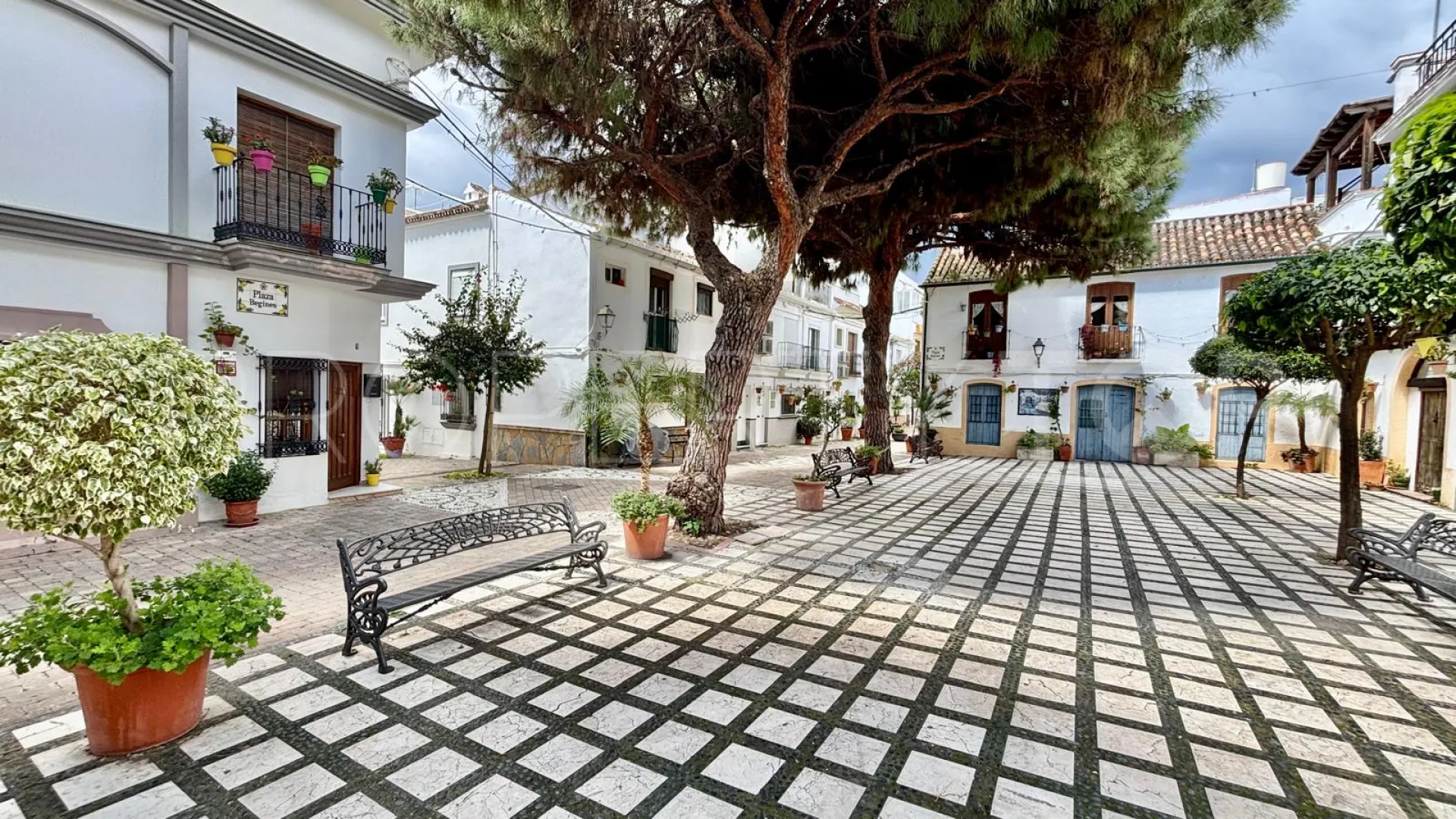 Se vende adosado en Estepona Casco Antiguo de 4 dormitorios