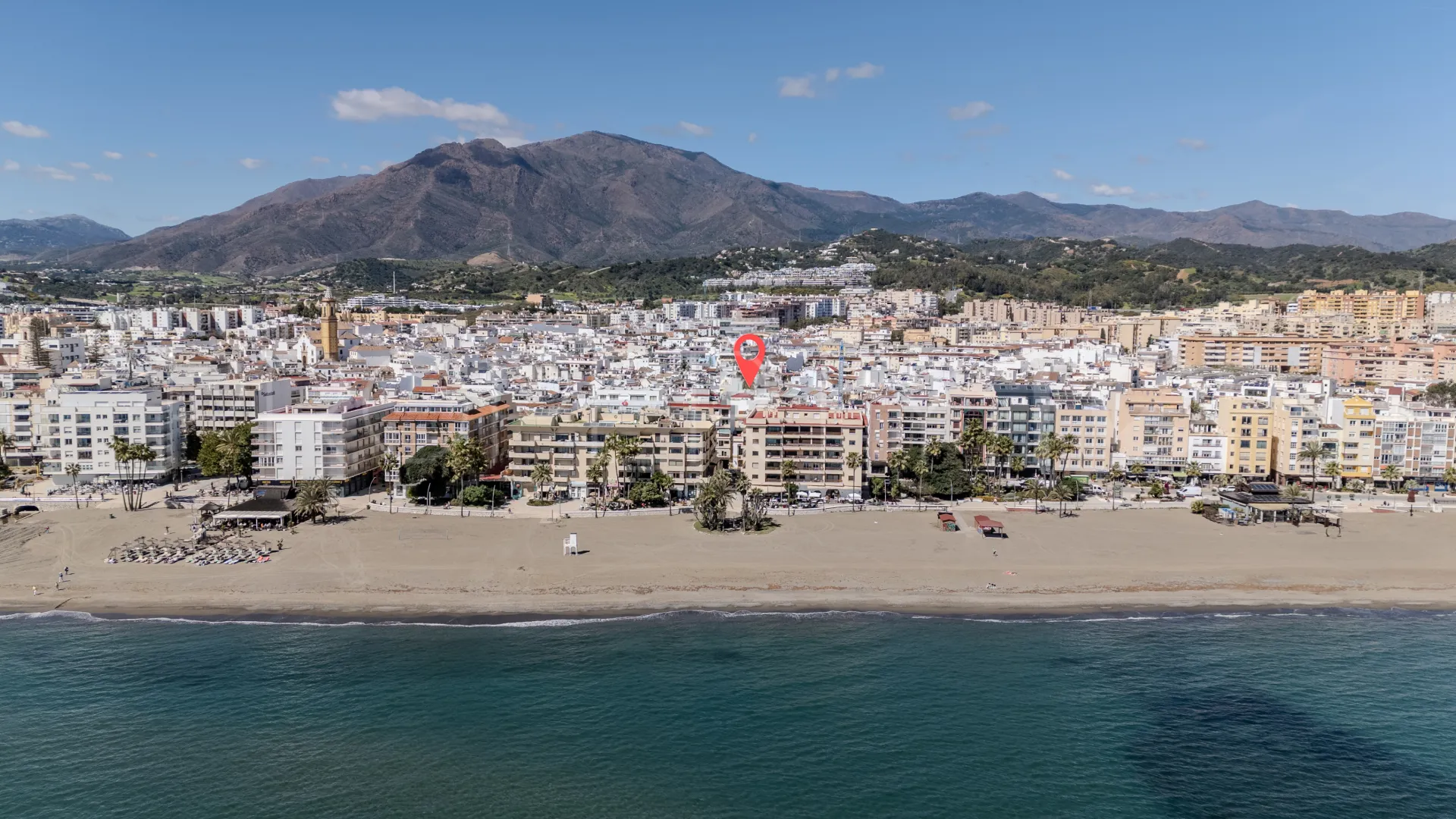 For sale town house in Estepona Old Town with 3 bedrooms