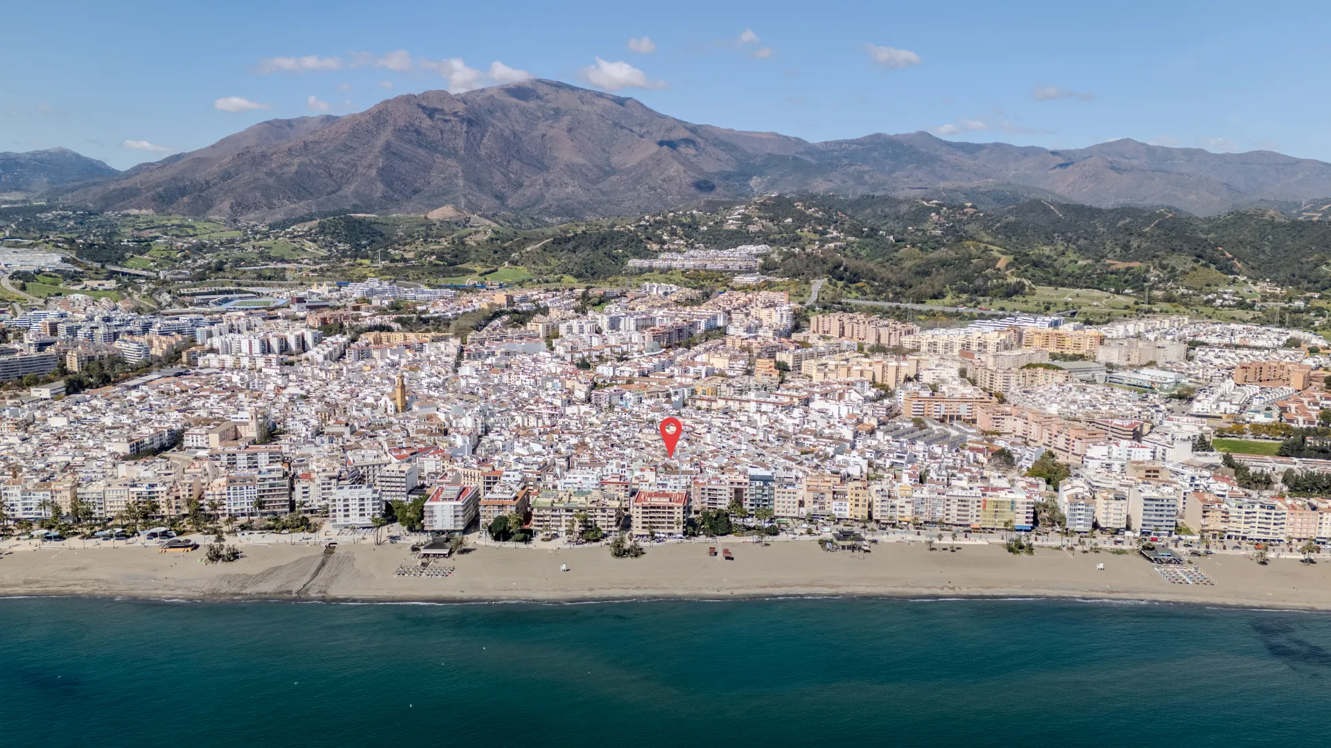For sale town house in Estepona Old Town with 3 bedrooms