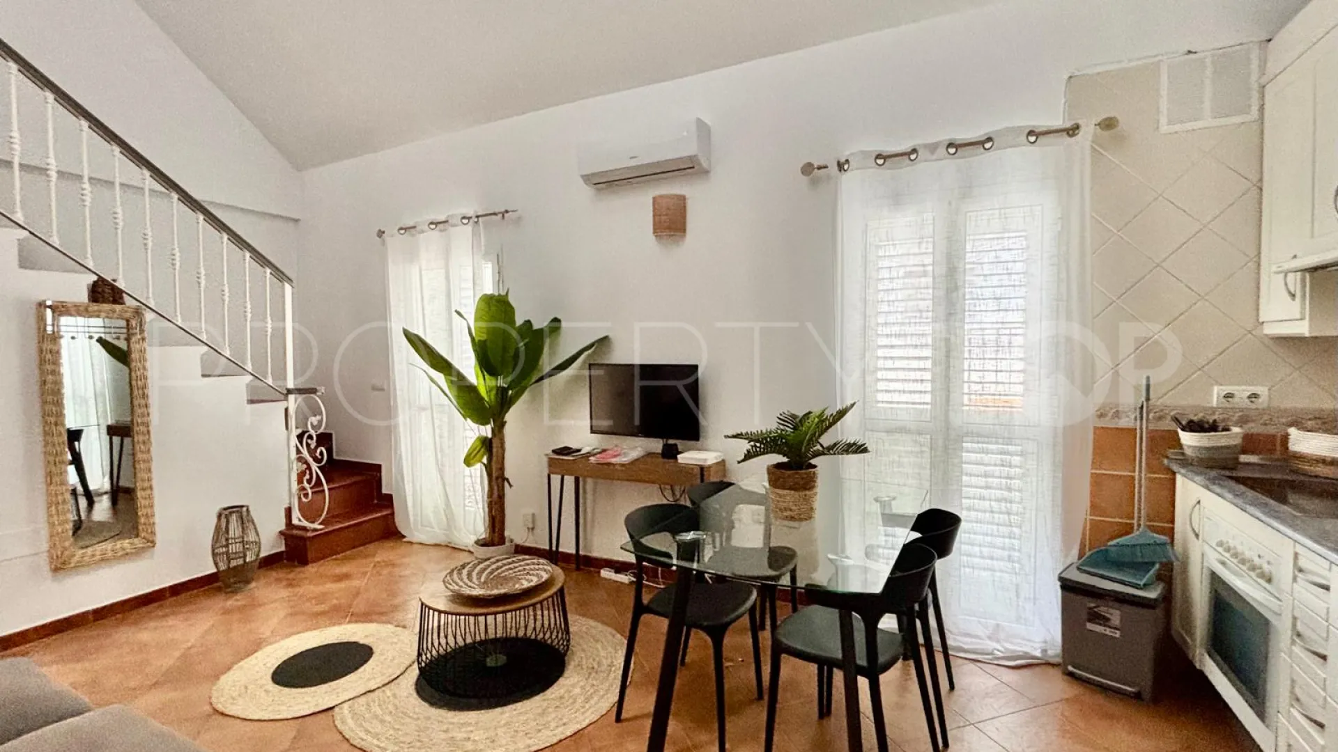 For sale duplex in Estepona Old Town with 2 bedrooms