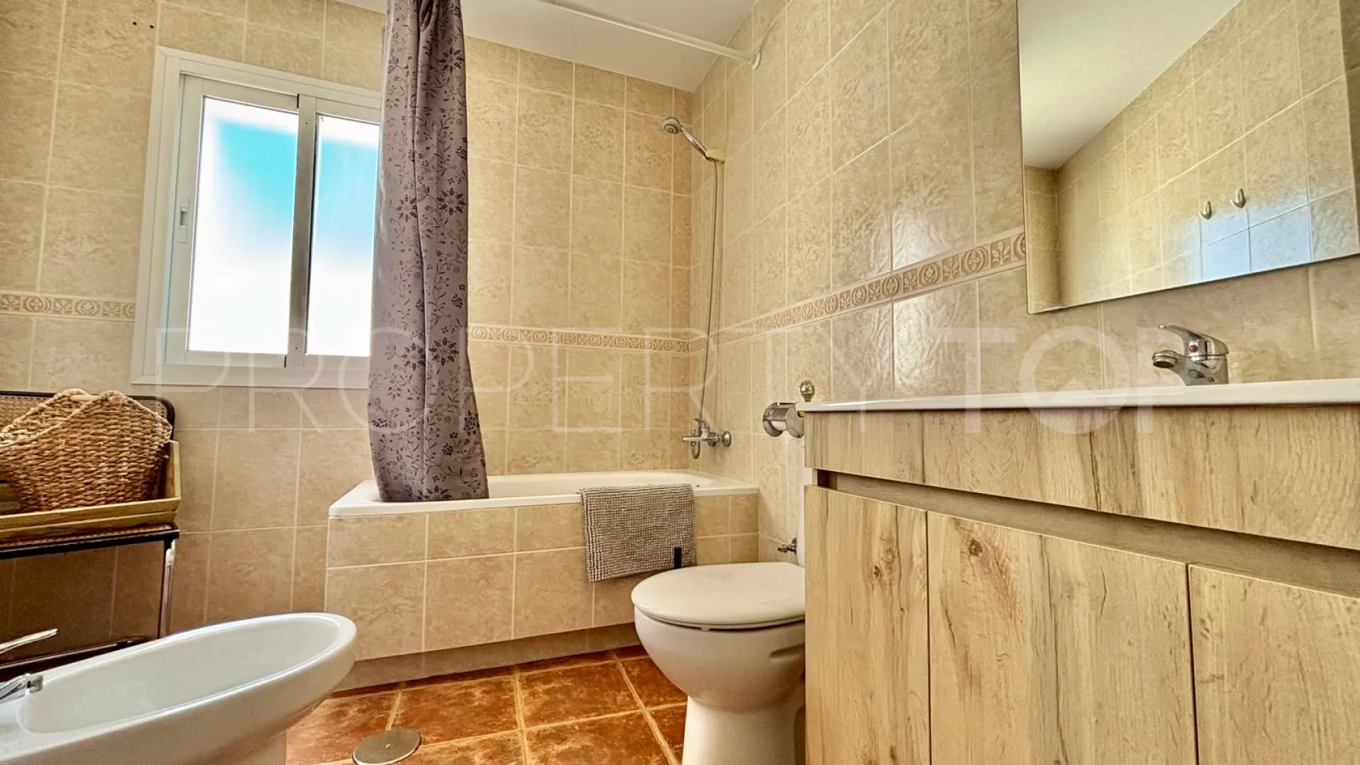 For sale duplex in Estepona Old Town with 2 bedrooms