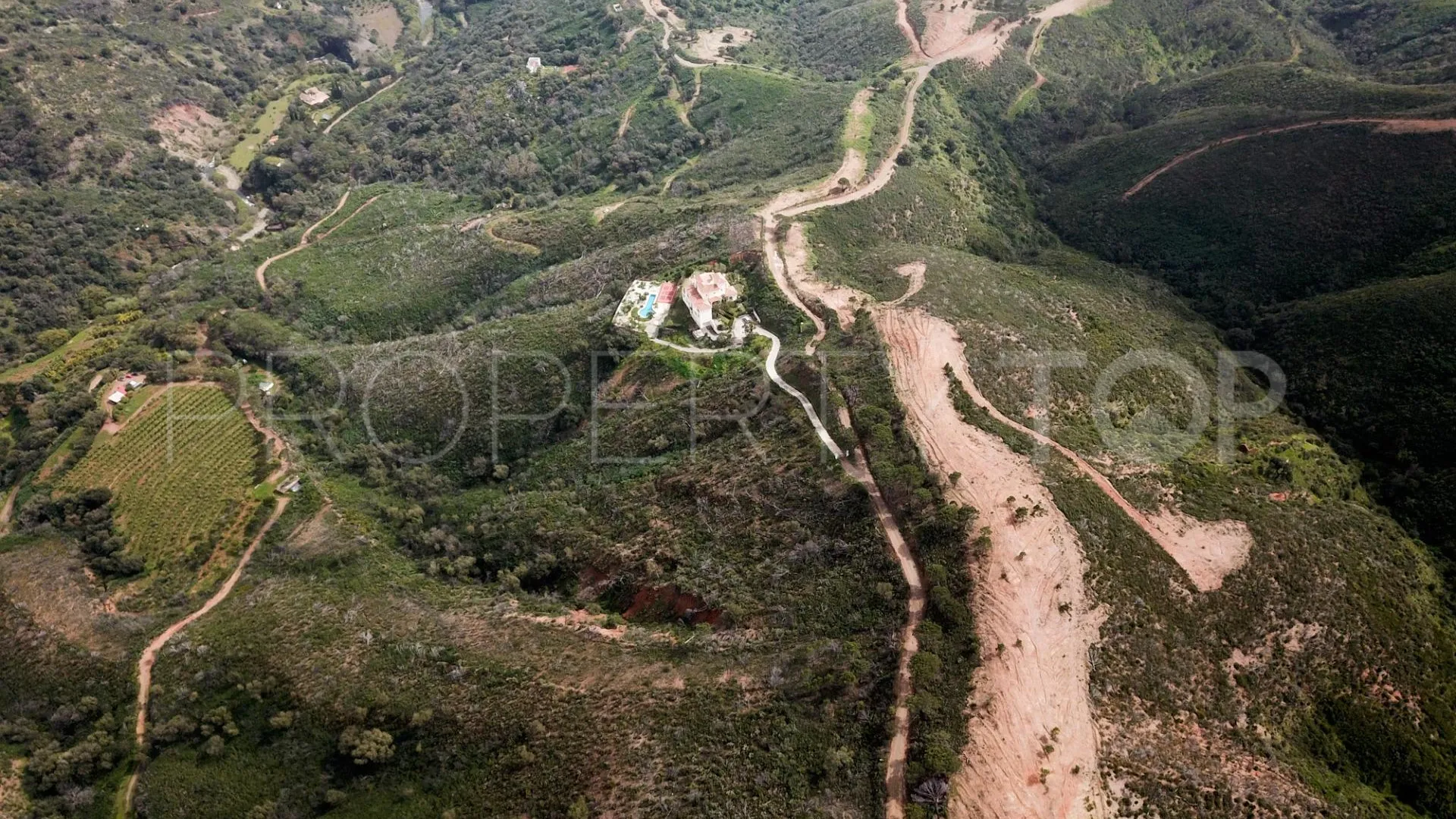 For sale rustic plot in Altos de Estepona