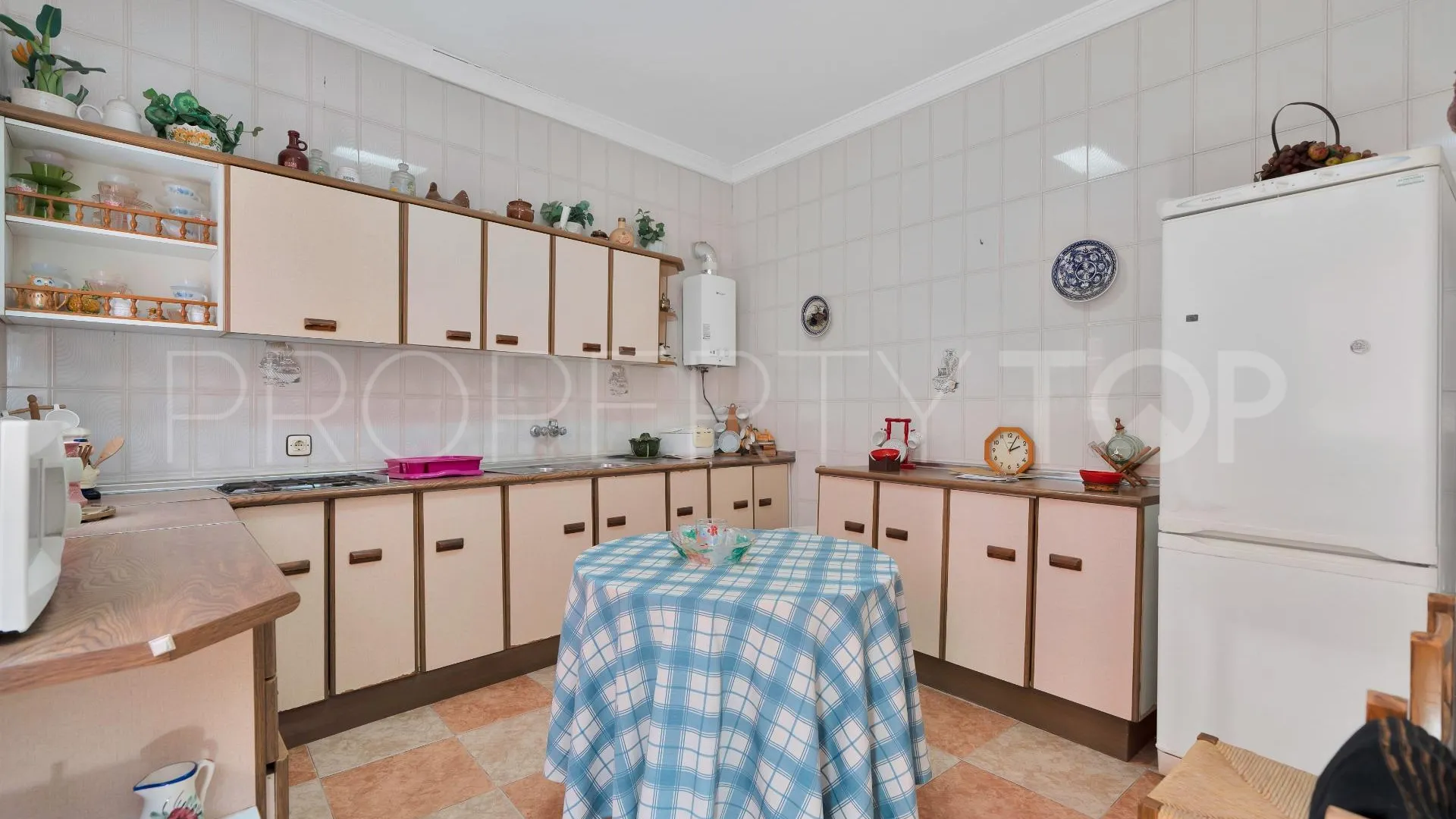 Se vende casa en La Linea de la Concepcion
