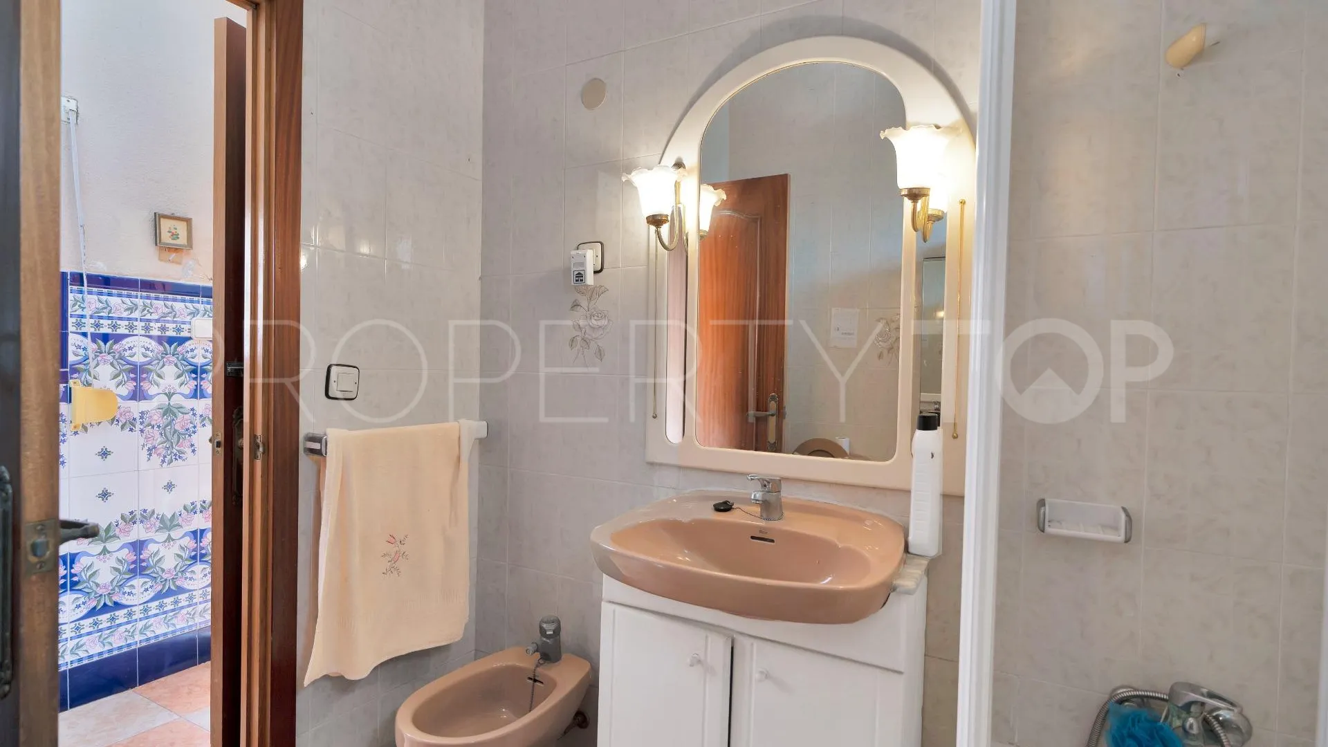 Se vende casa en La Linea de la Concepcion