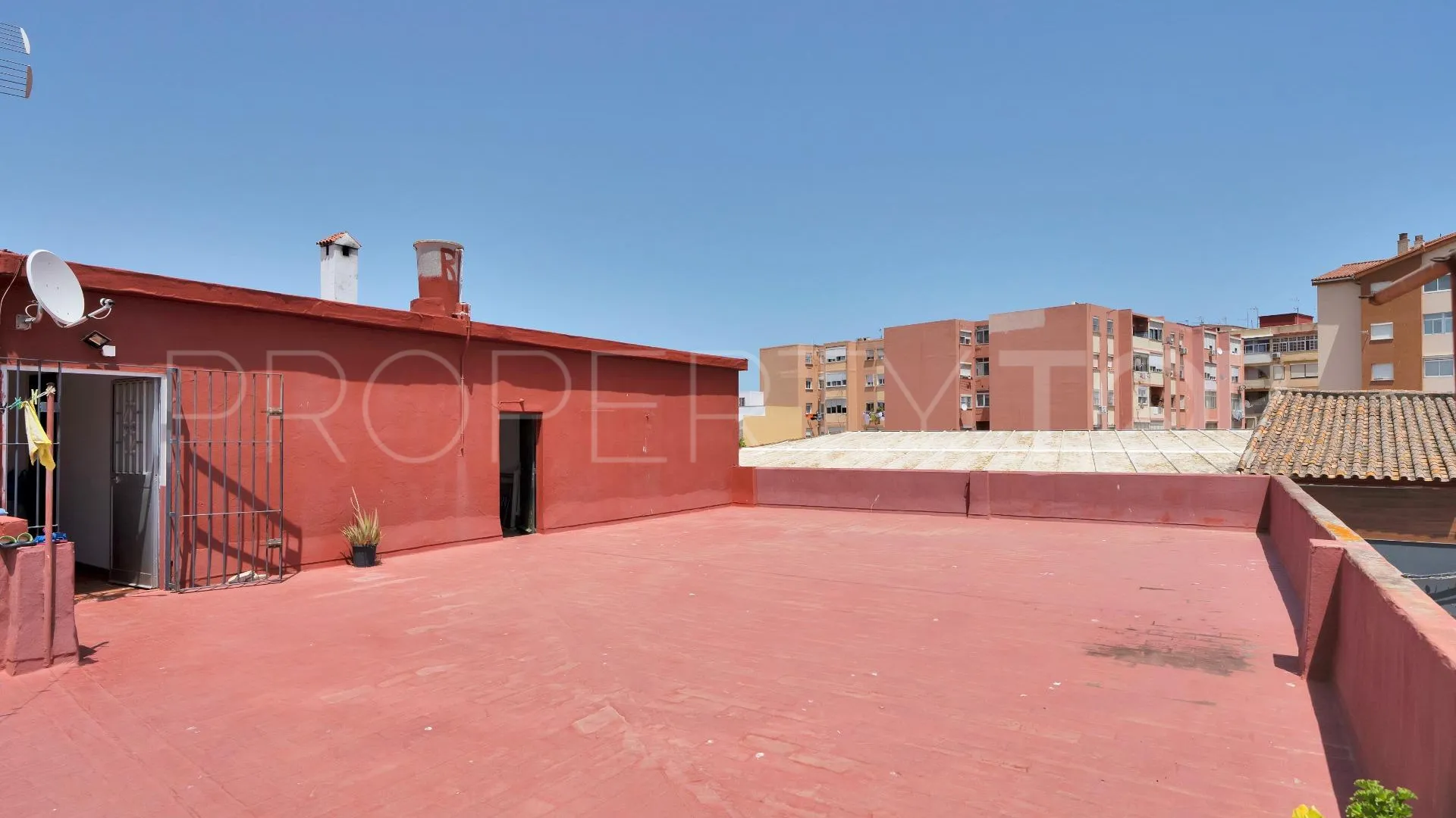 Se vende casa en La Linea de la Concepcion