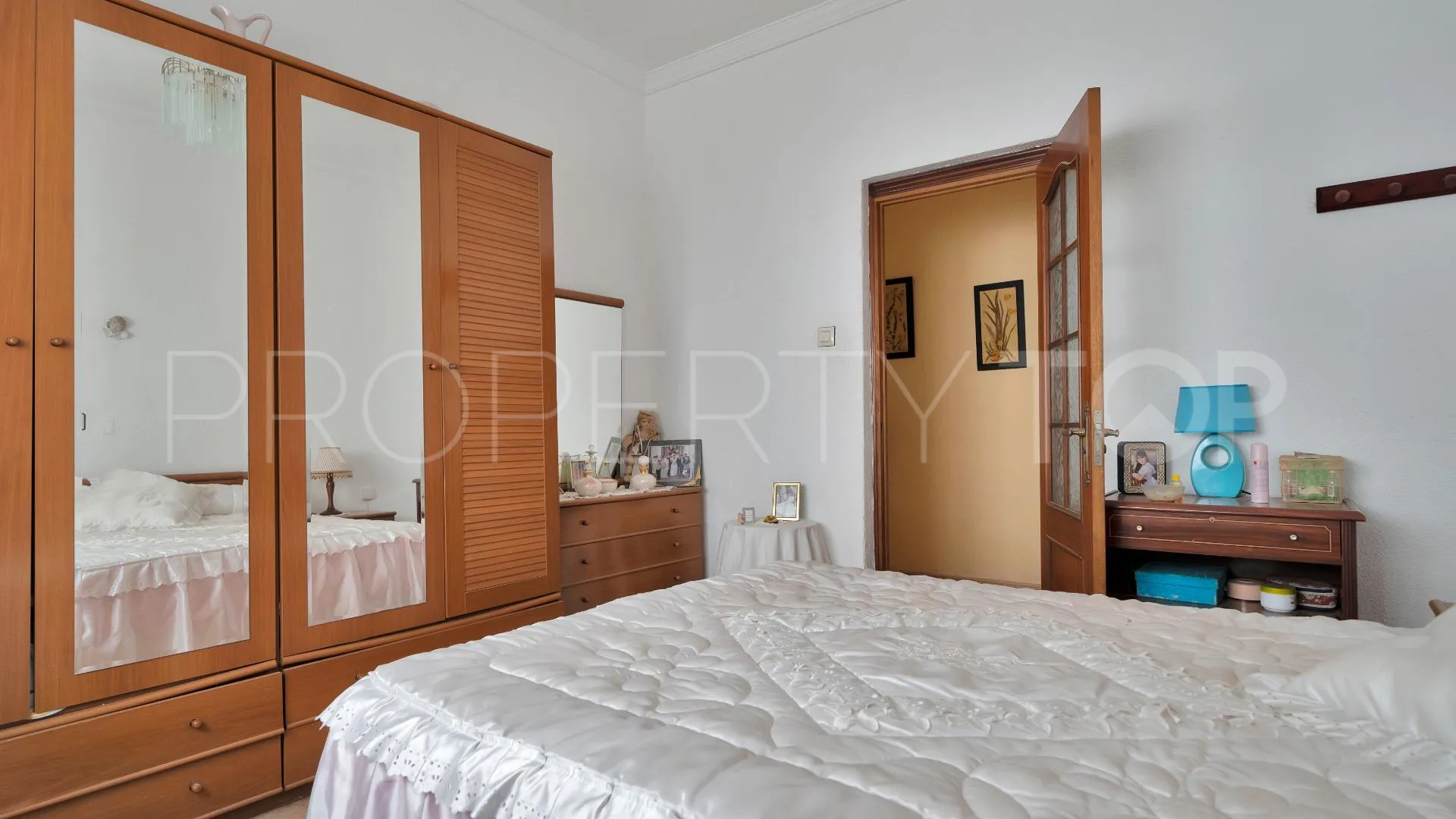 Se vende casa en La Linea de la Concepcion