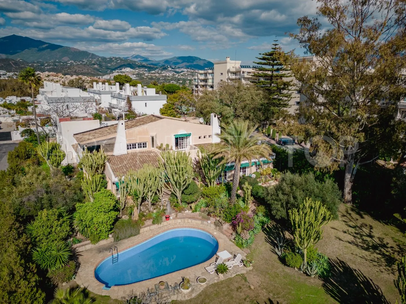 Atalaya Golf, villa en venta de 7 dormitorios